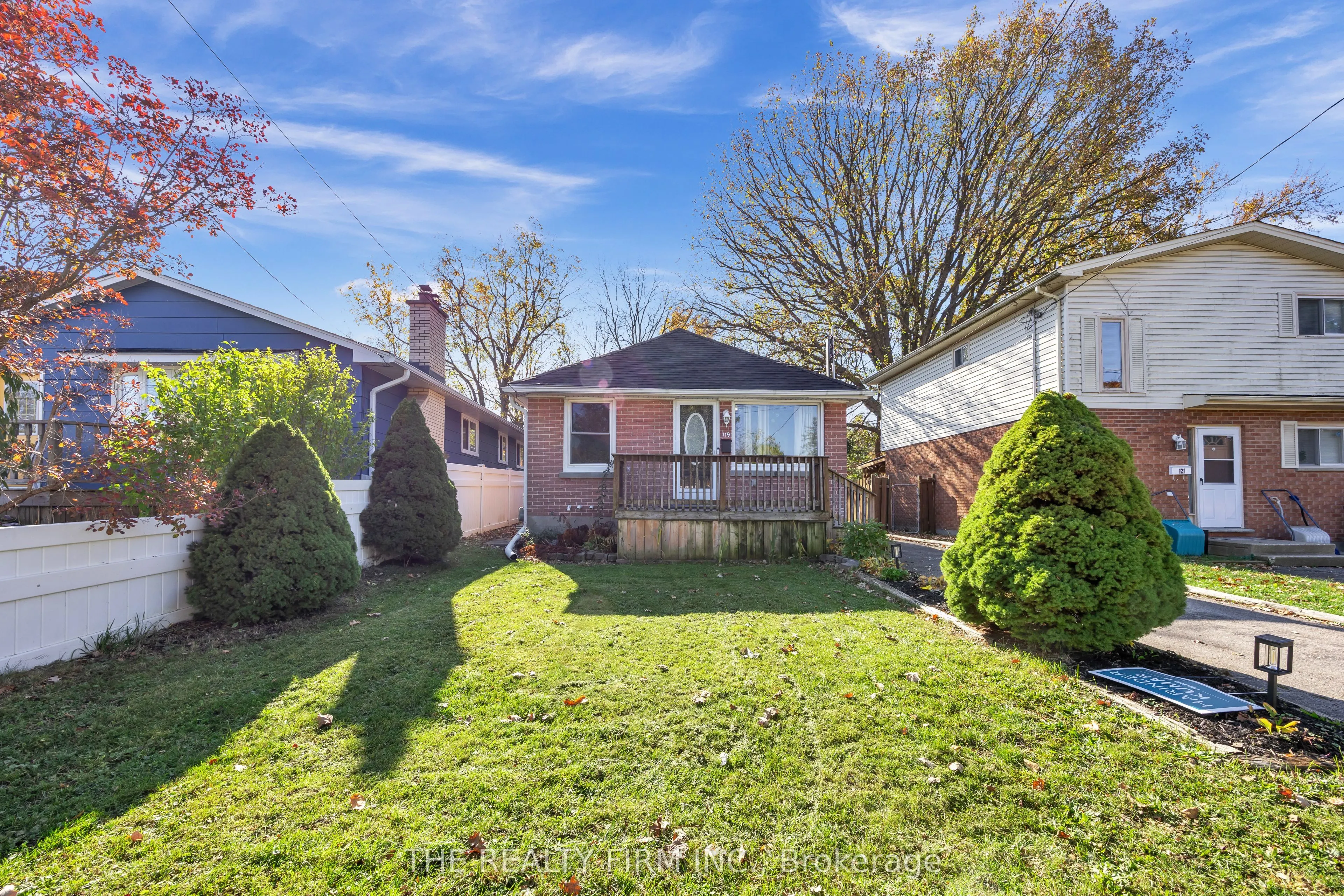 119 Emery Street W
