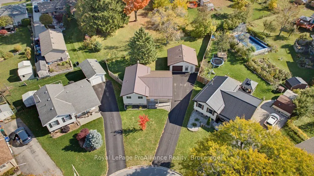 7 Yates Court