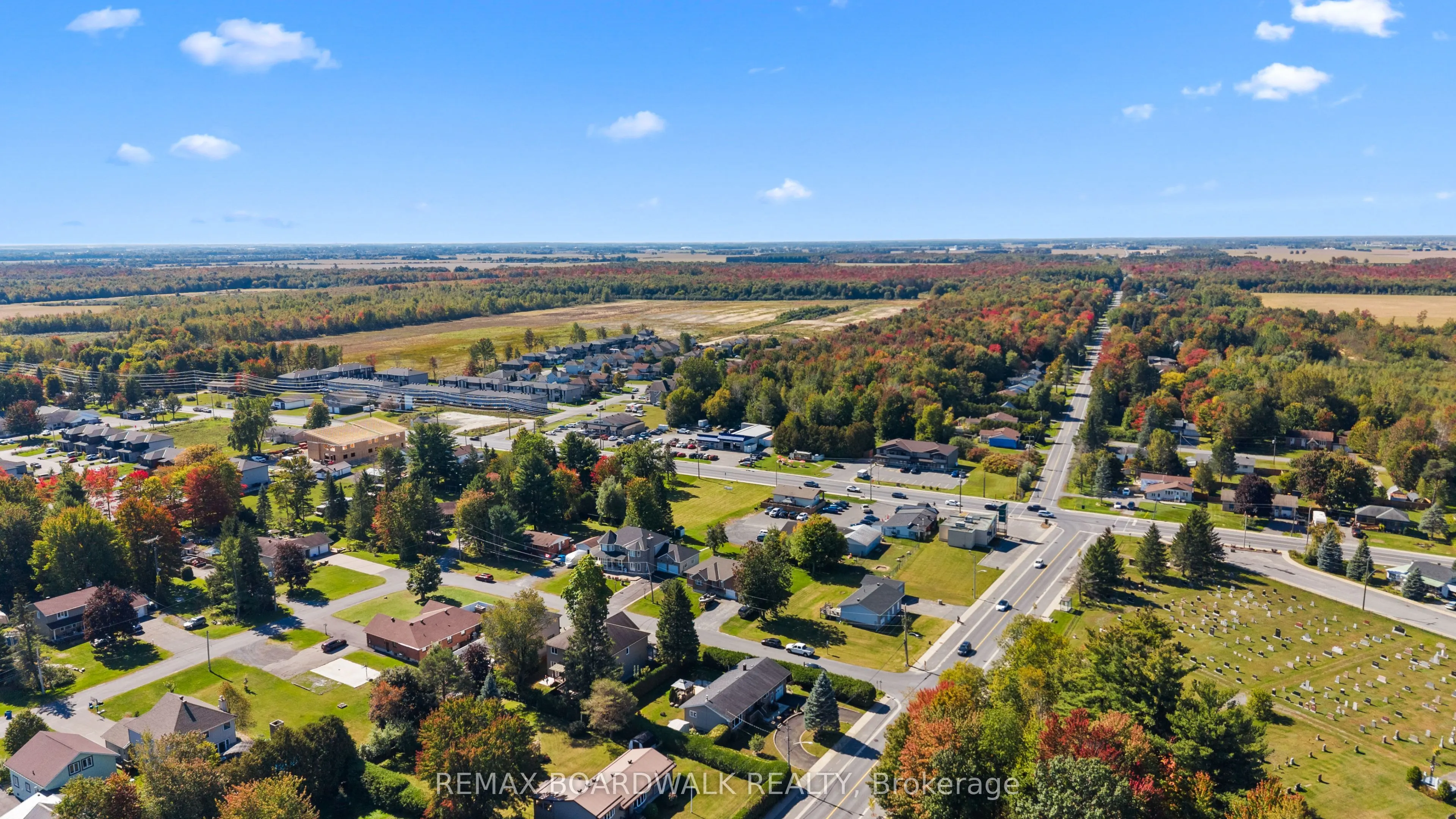 2187 Des Pins Street