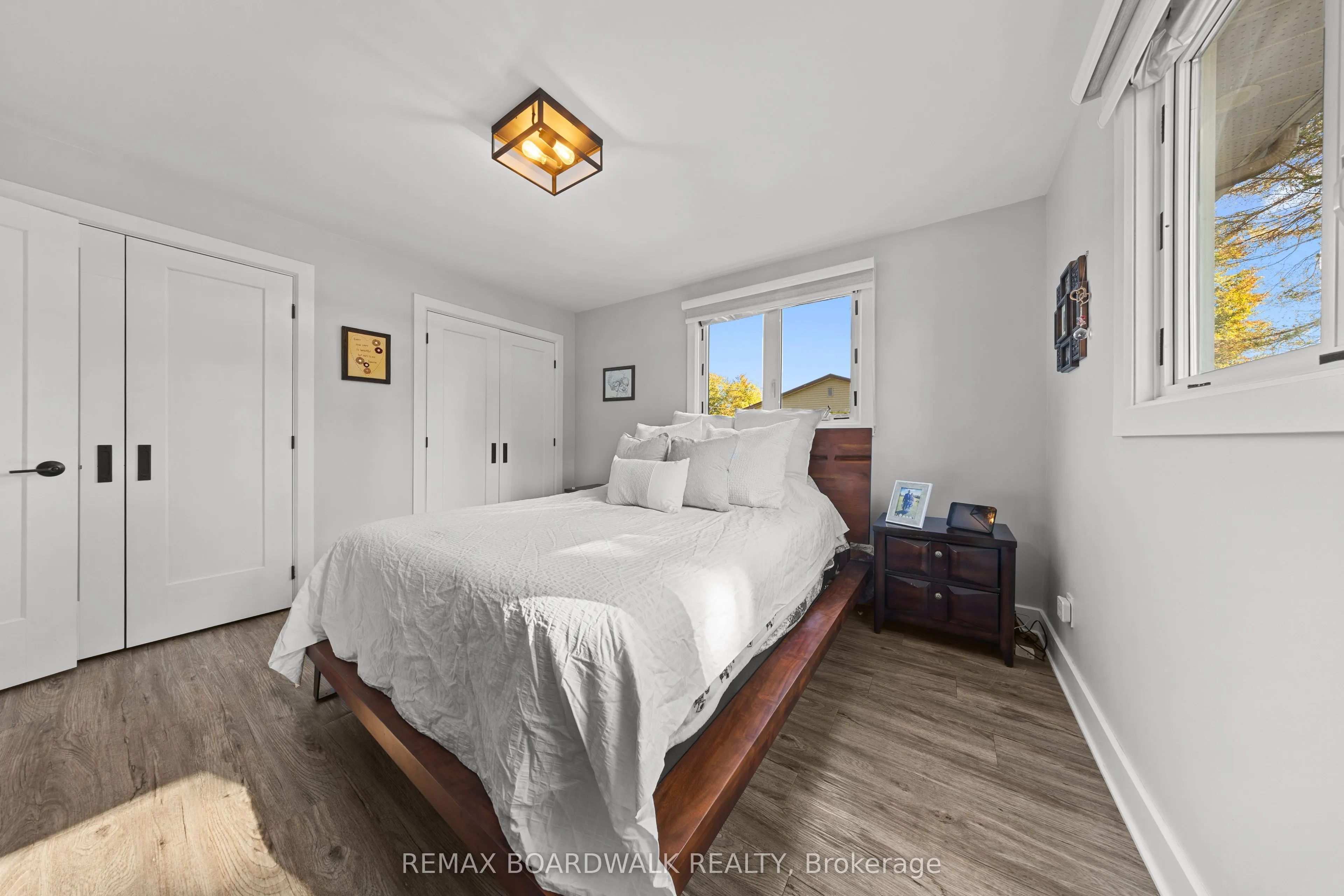 2187 Des Pins Street