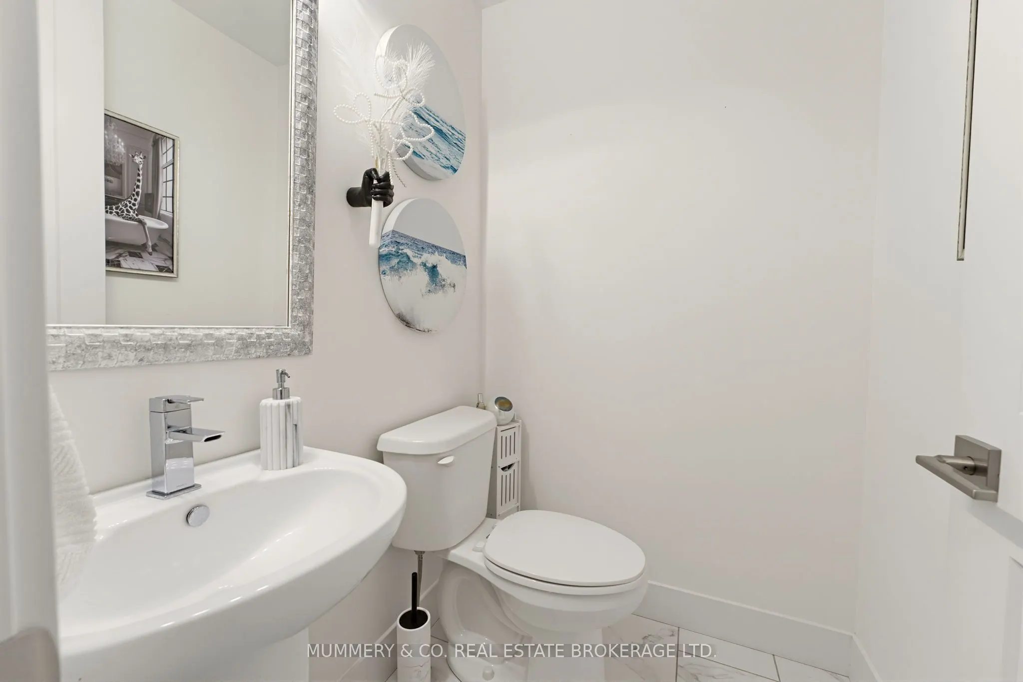 744 Nelson Street #11