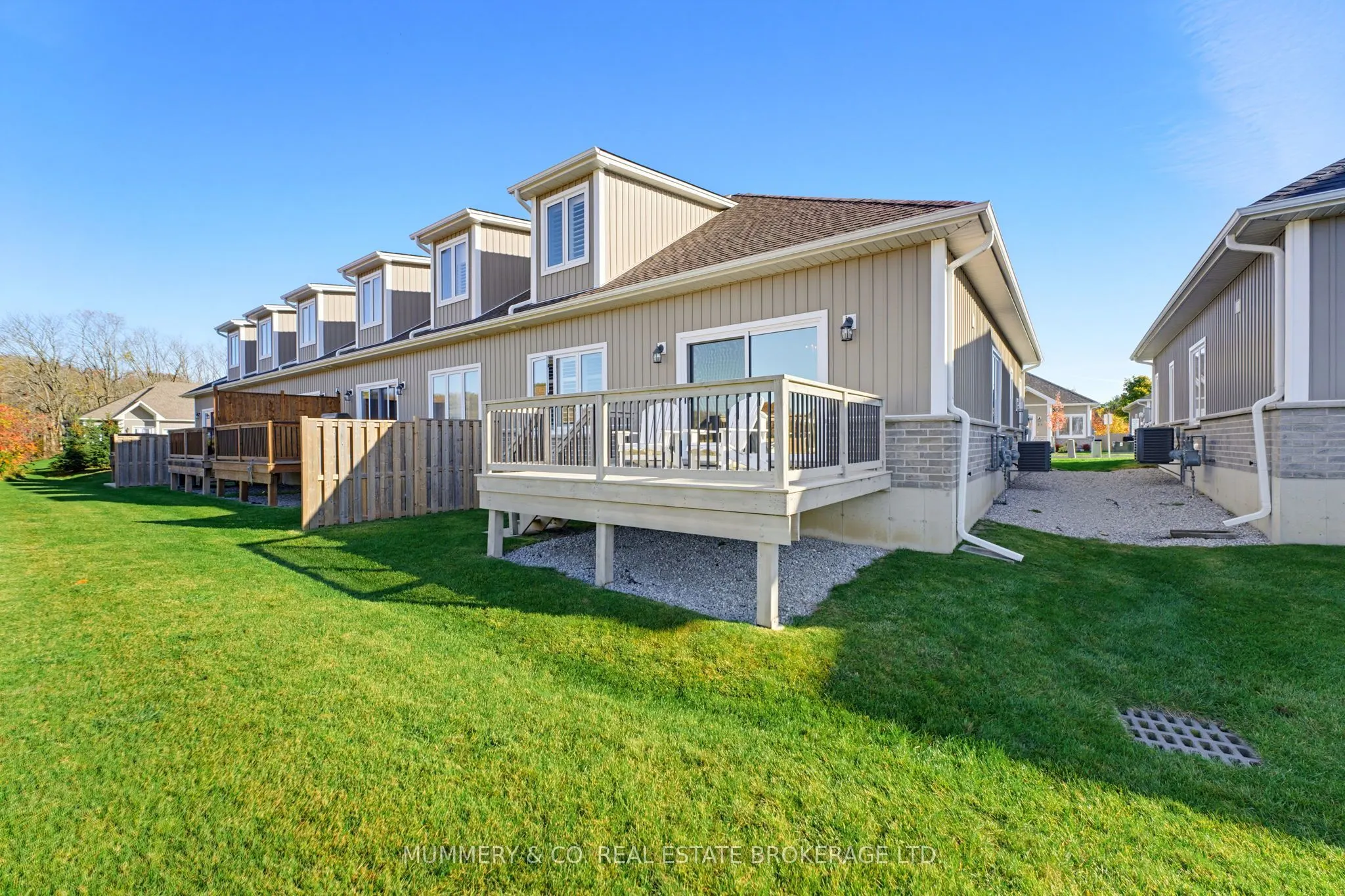 744 Nelson Street #11