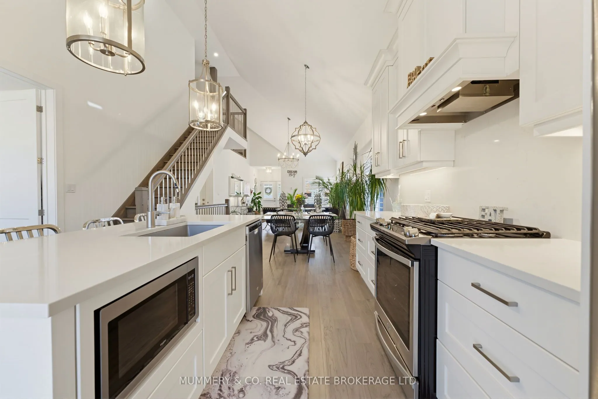 744 Nelson Street #11