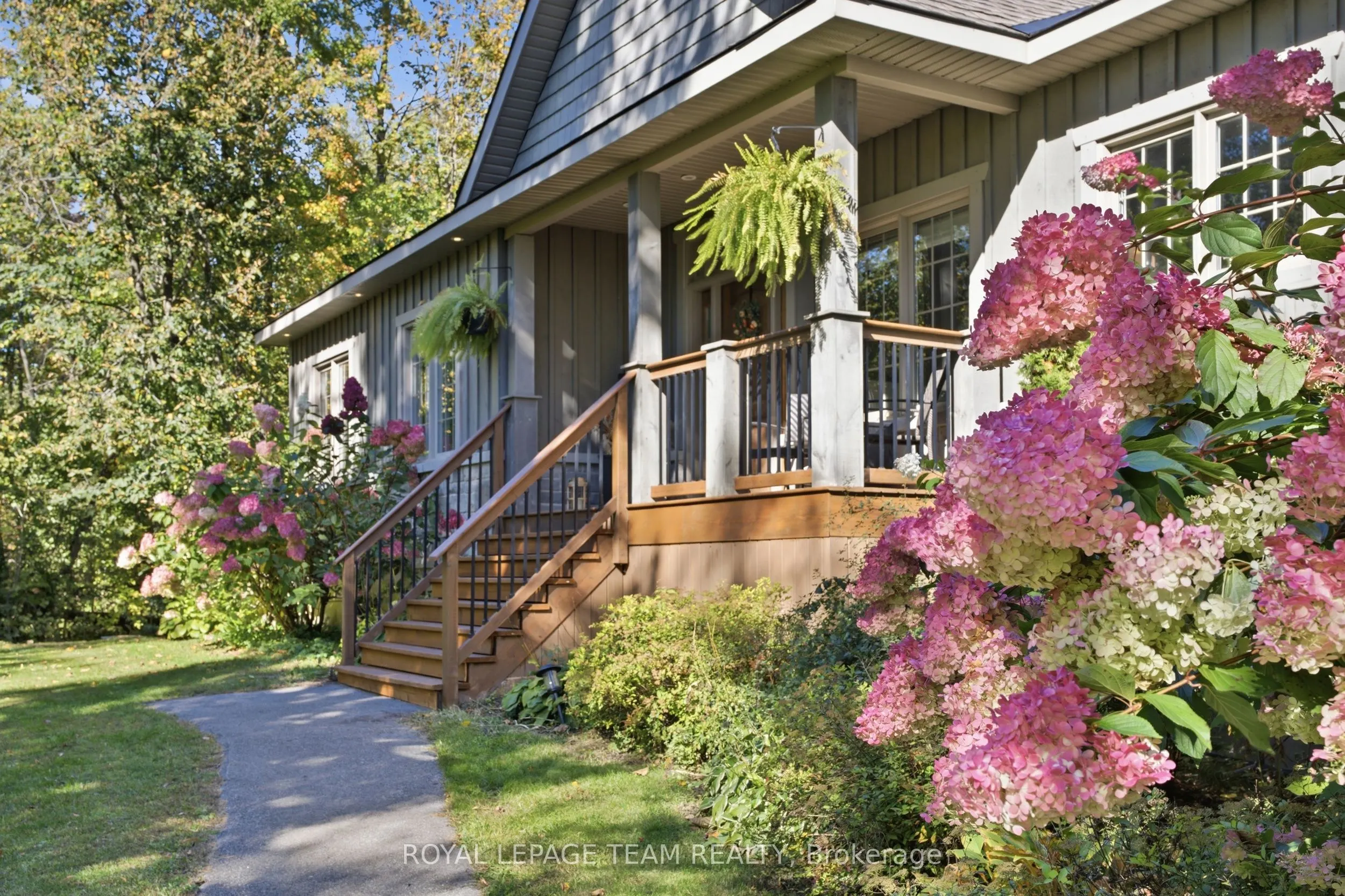 60 Kimberly Avenue
