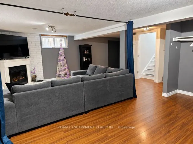 478 TEMPLEMEAD Drive
