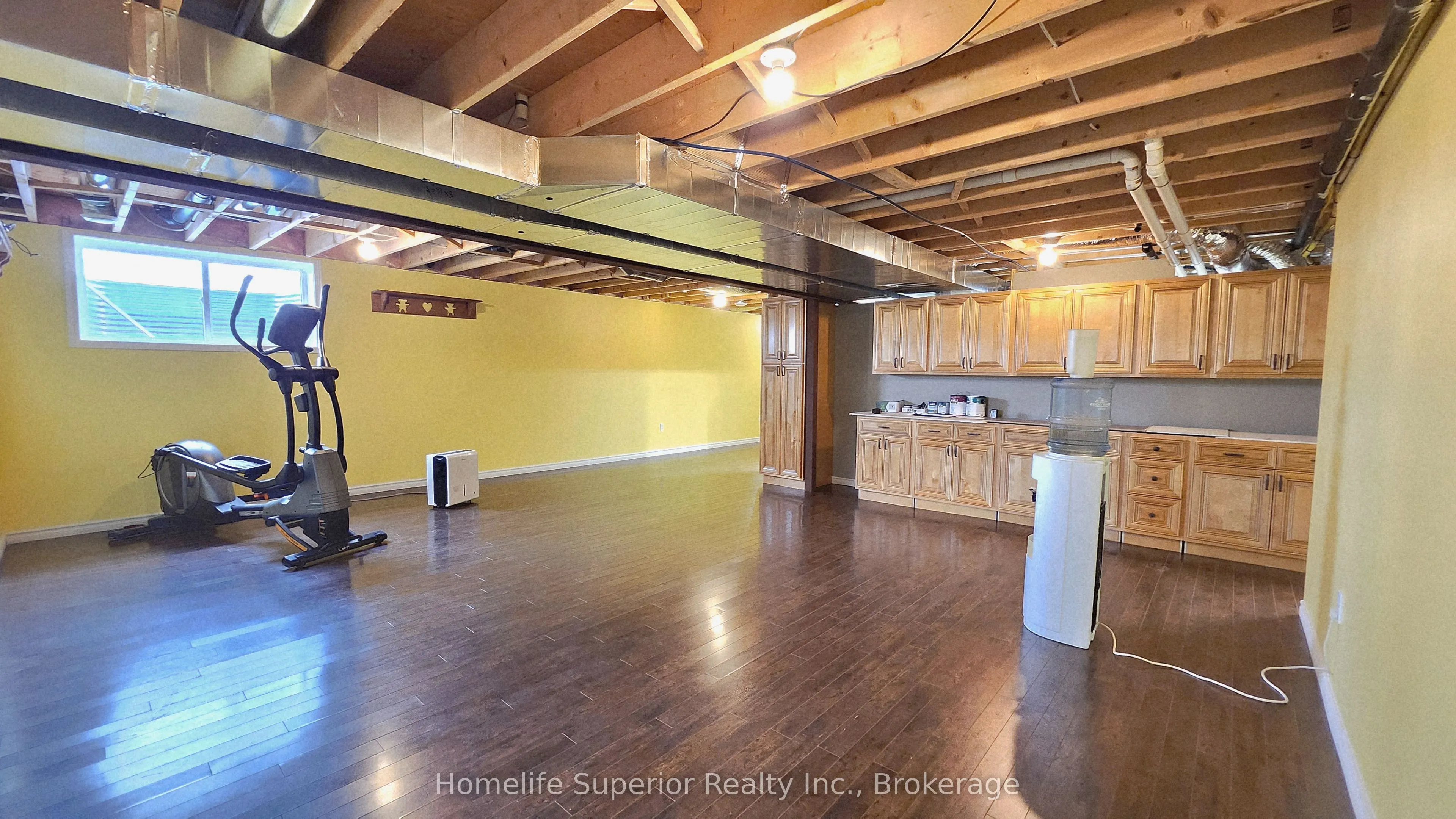 307 Tracey Road