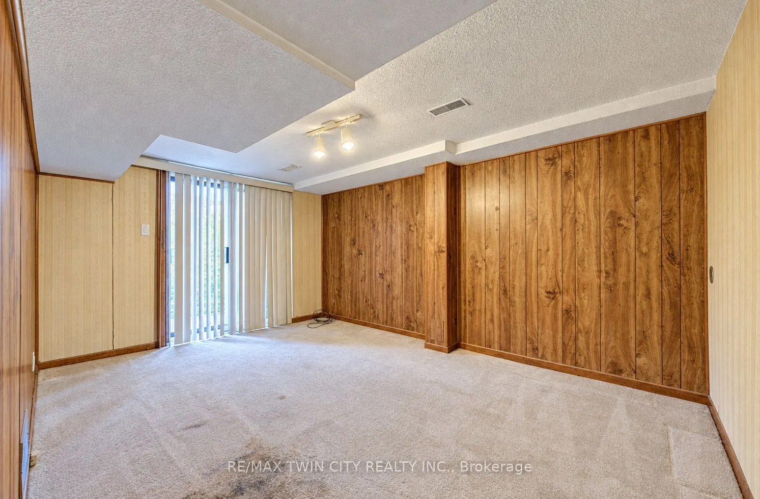 187 Grulke Street #20