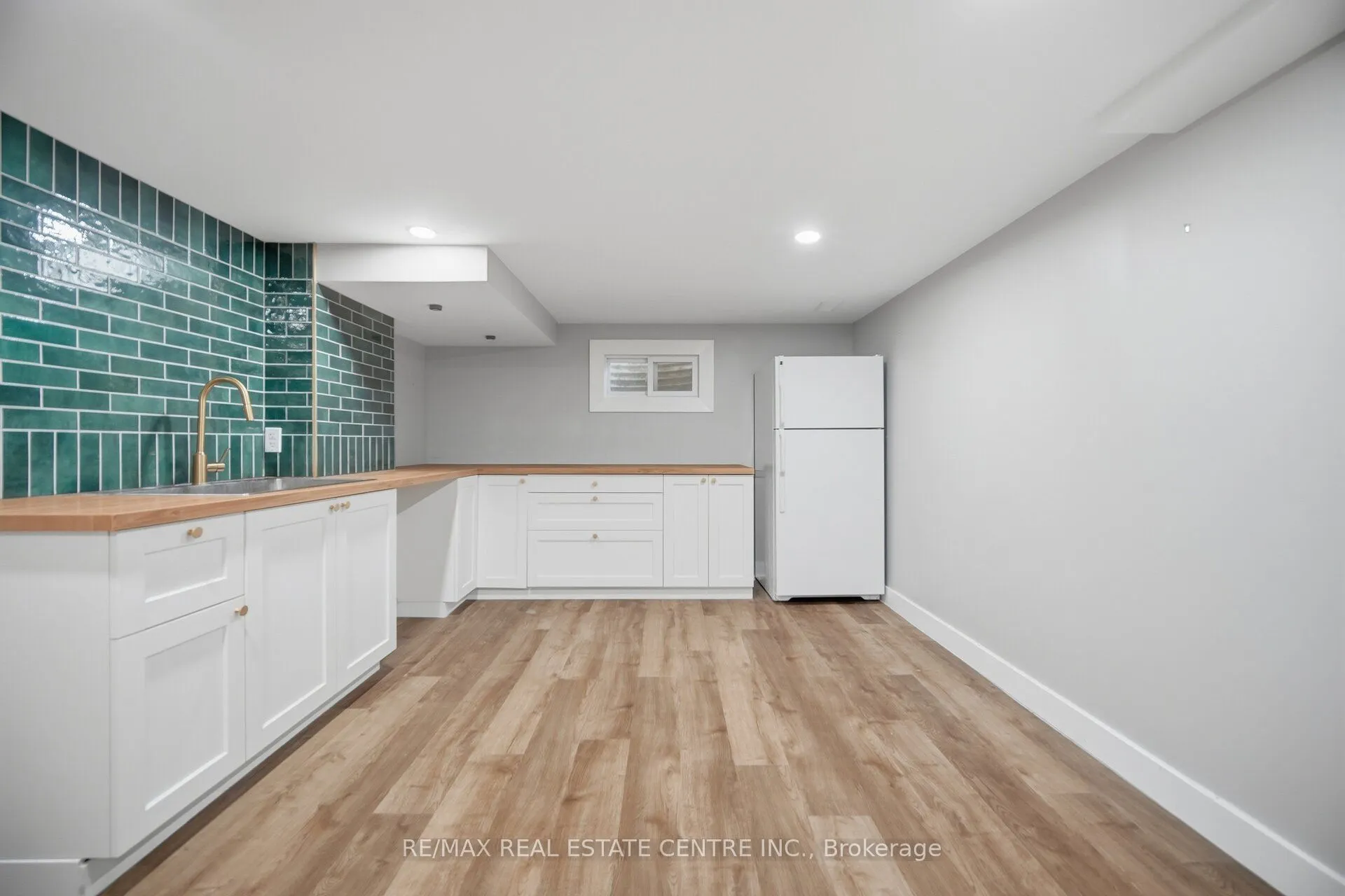 4 Lincoln Crescent