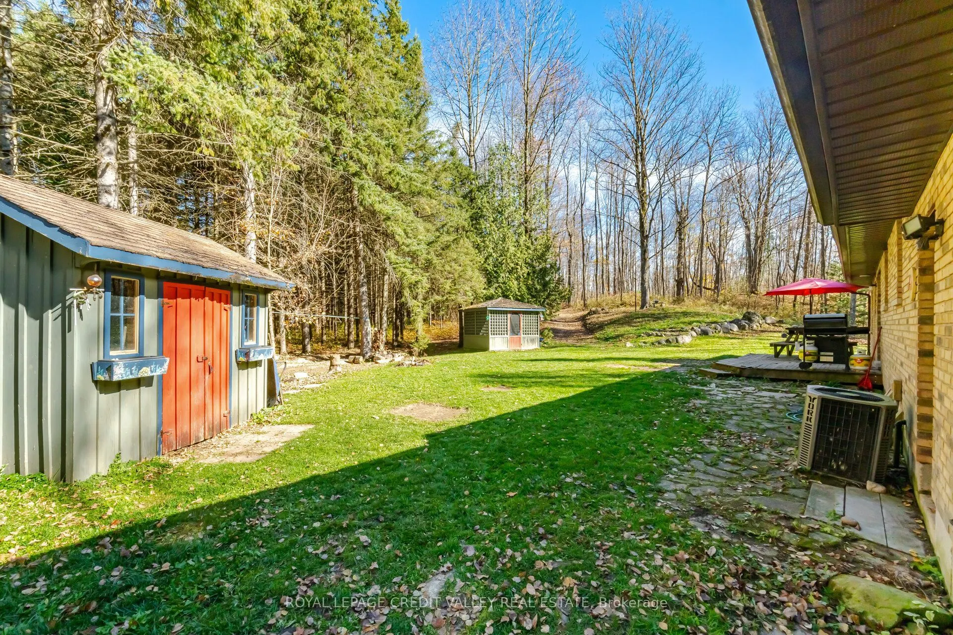 574291 Side Road 40