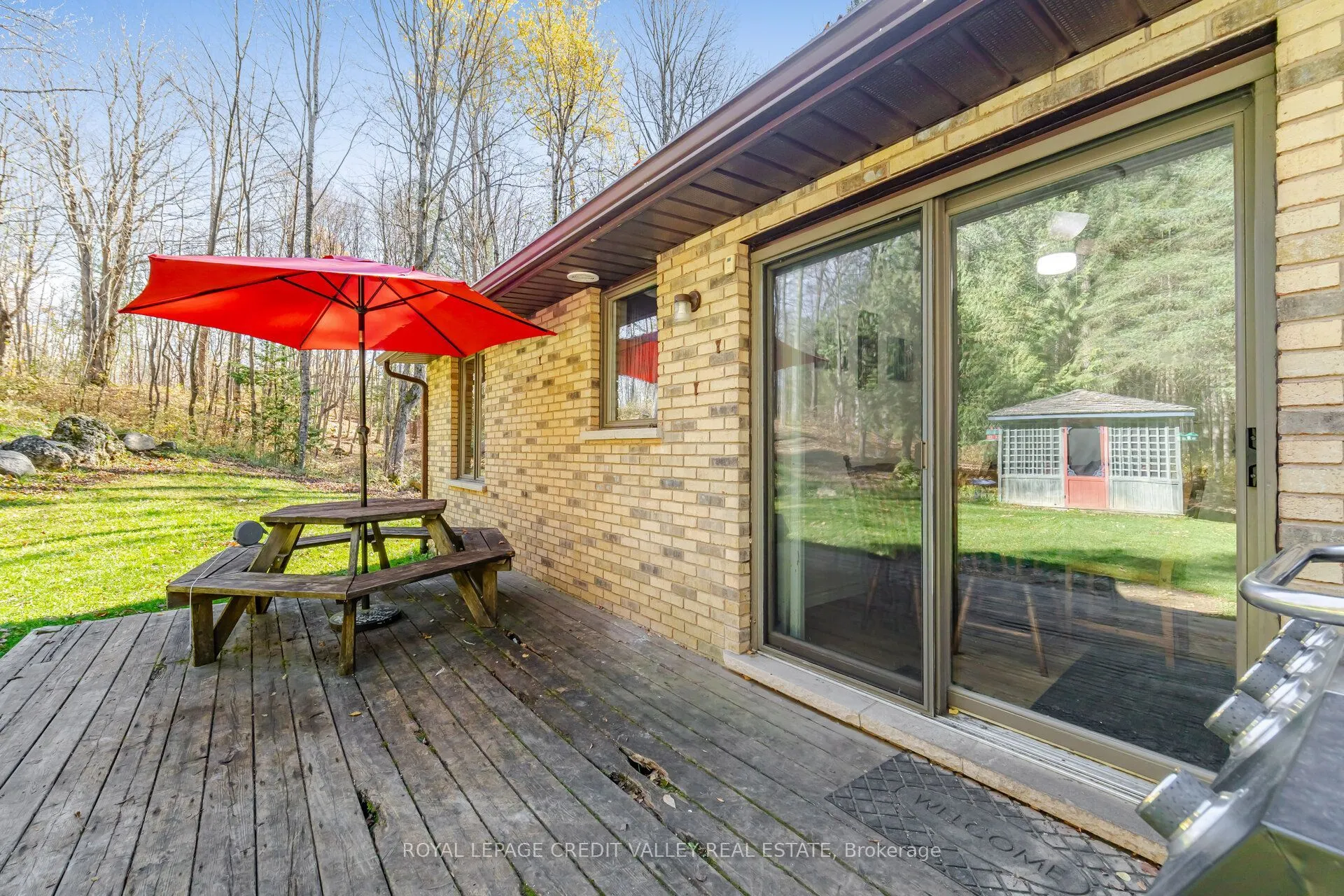 574291 Side Road 40