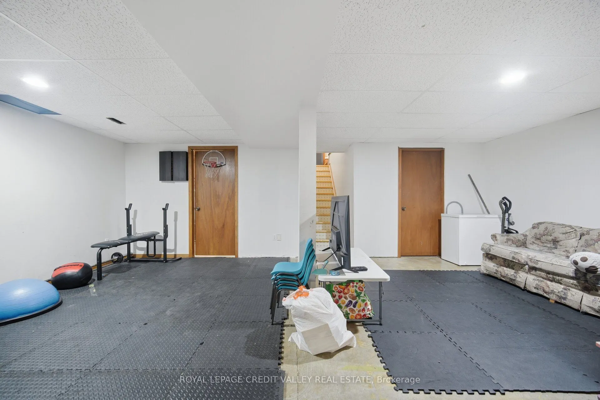 574291 Side Road 40