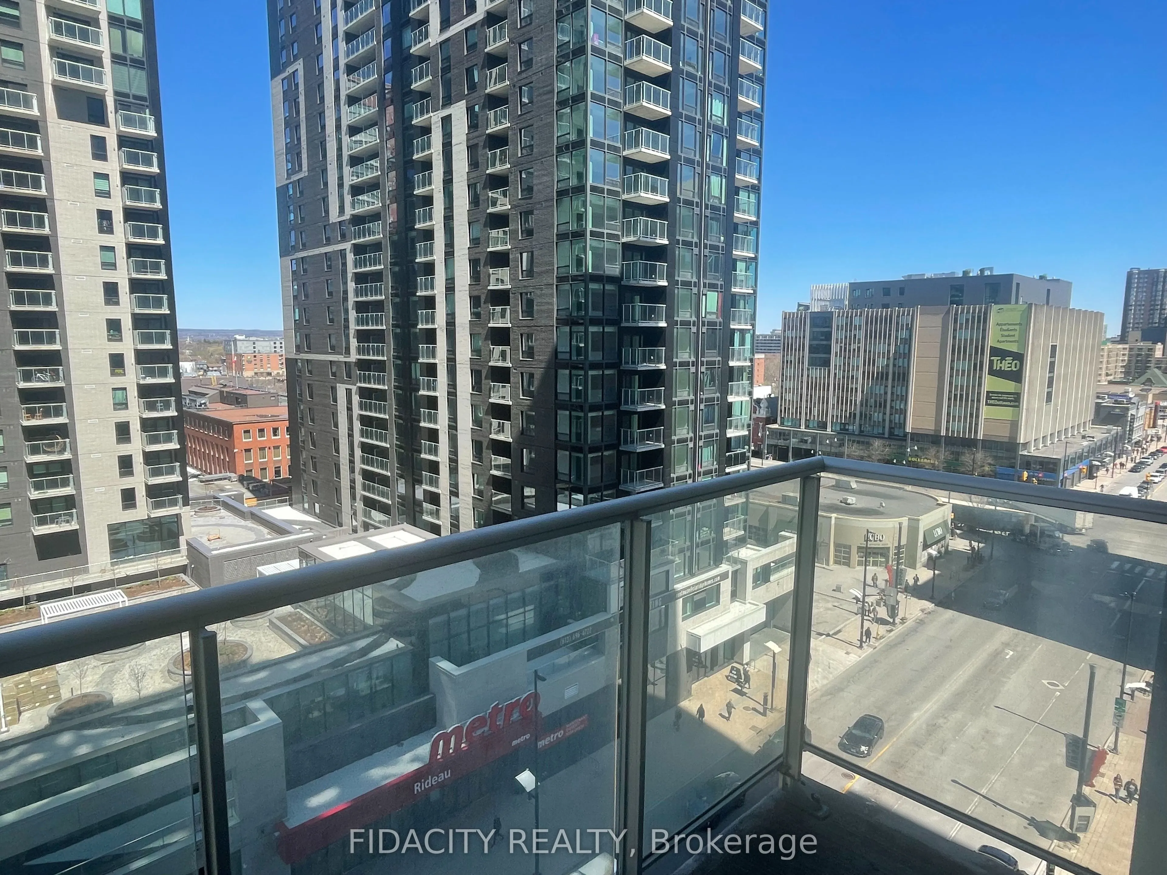 242 Rideau Street #1004