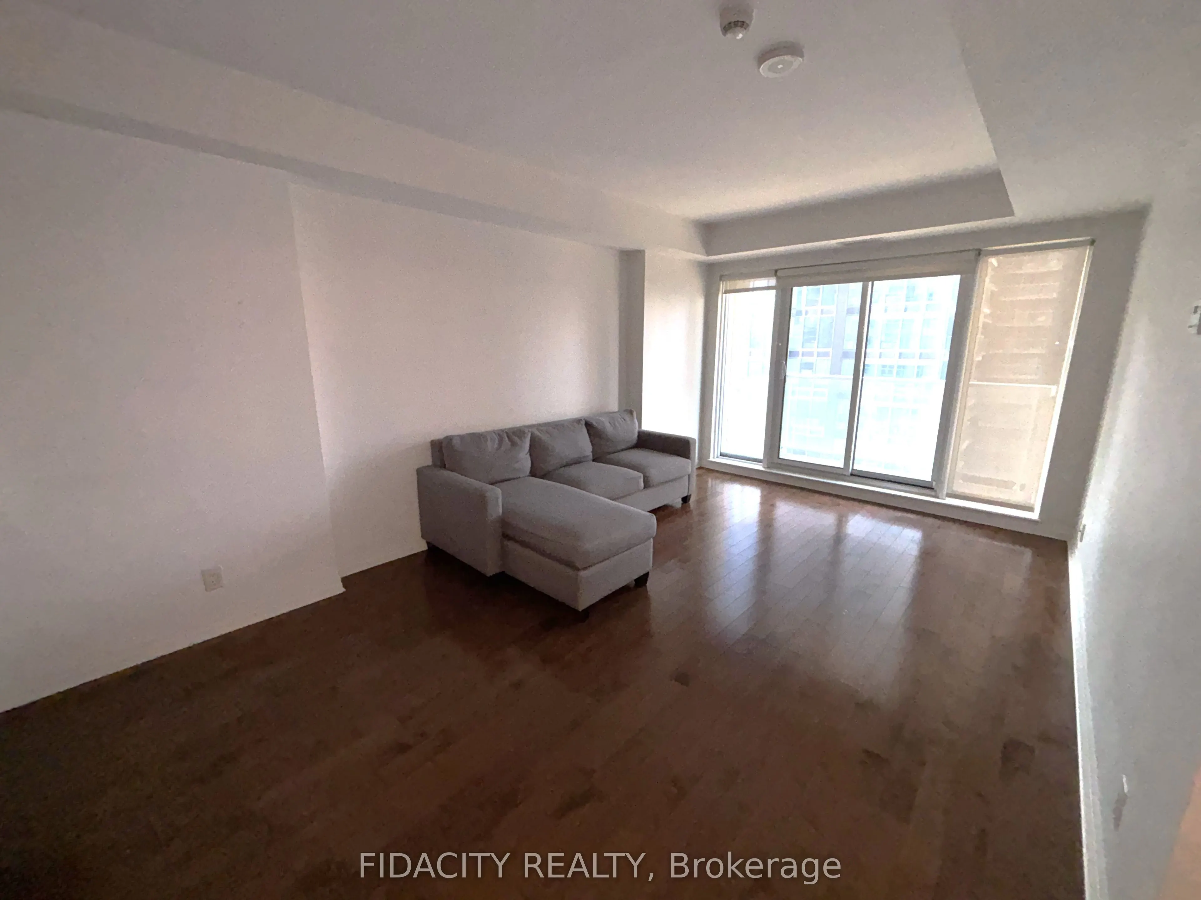 242 Rideau Street #1004