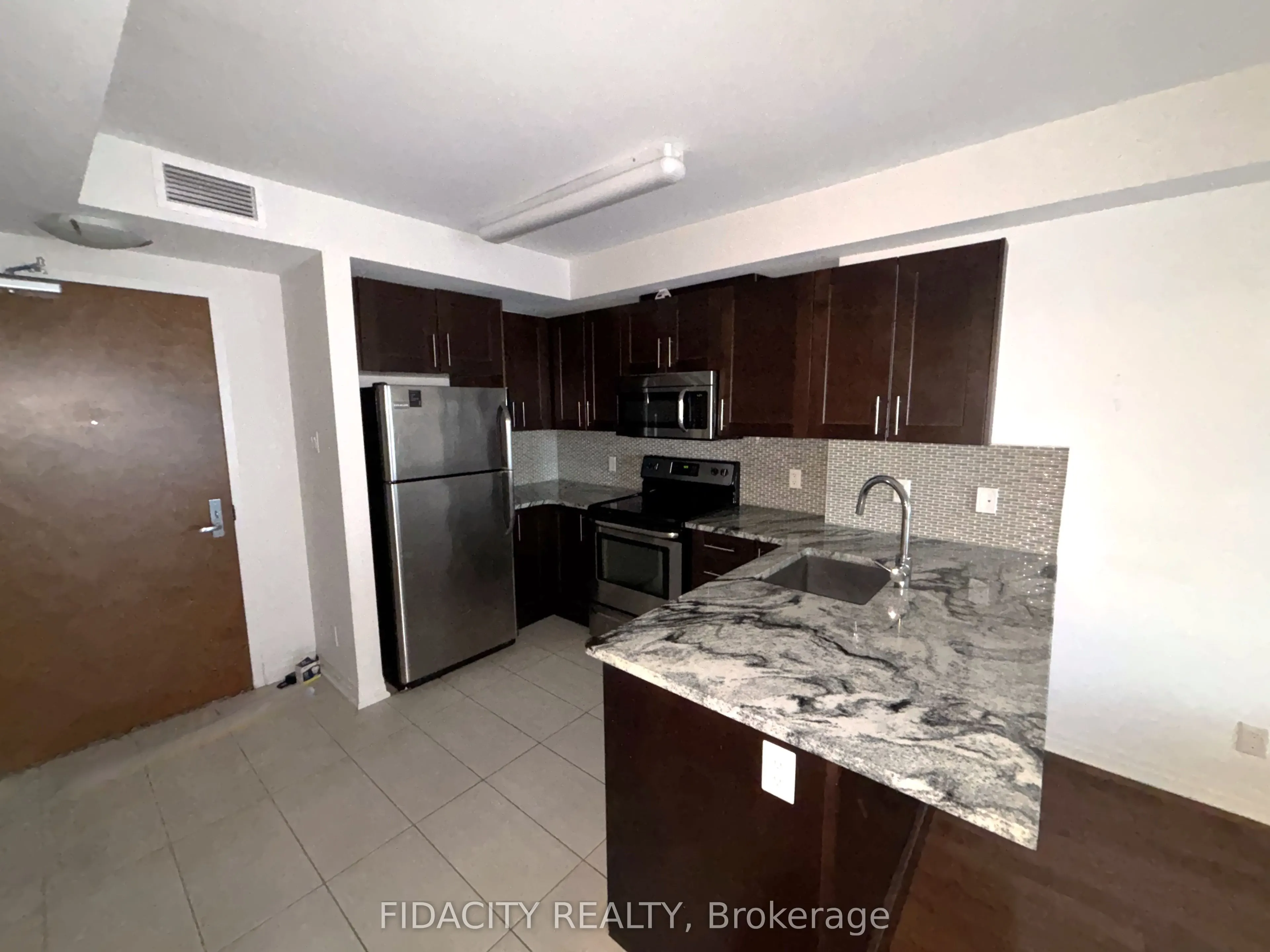 242 Rideau Street #1004