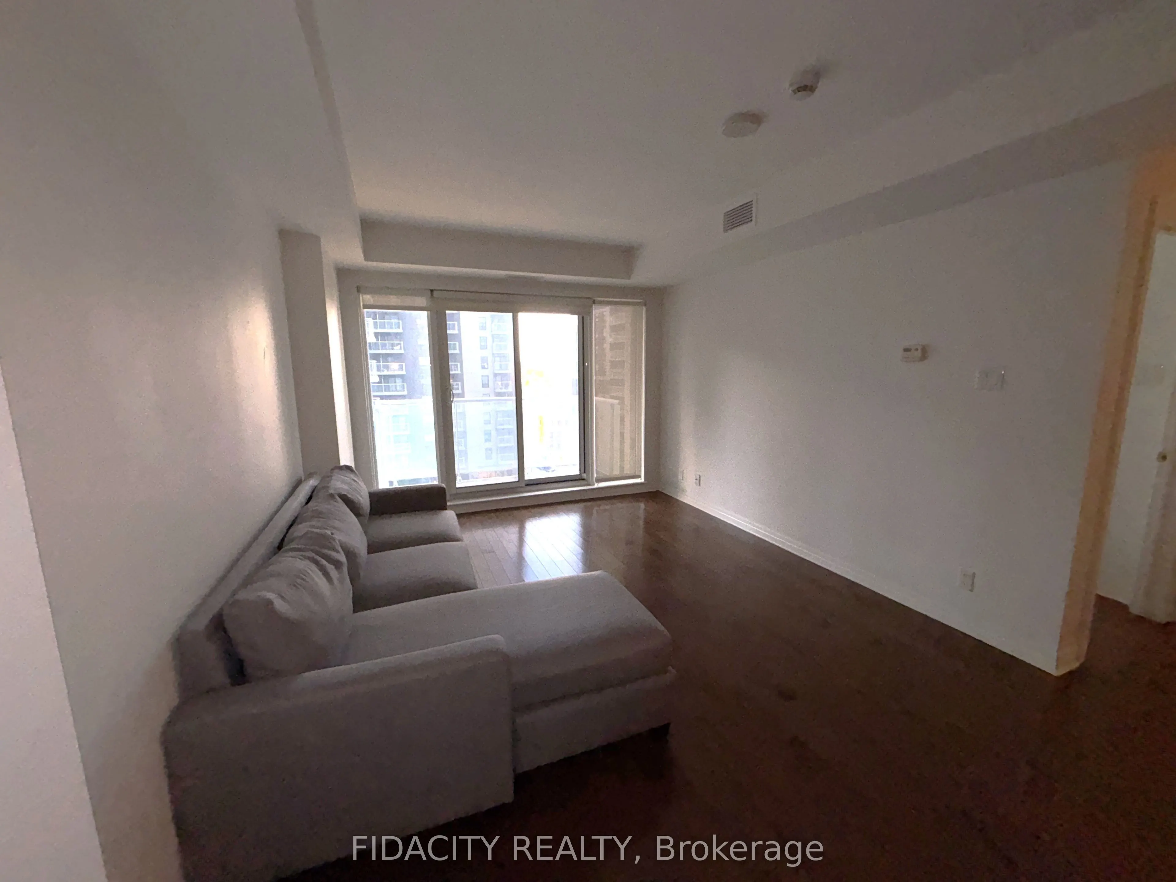 242 Rideau Street #1004