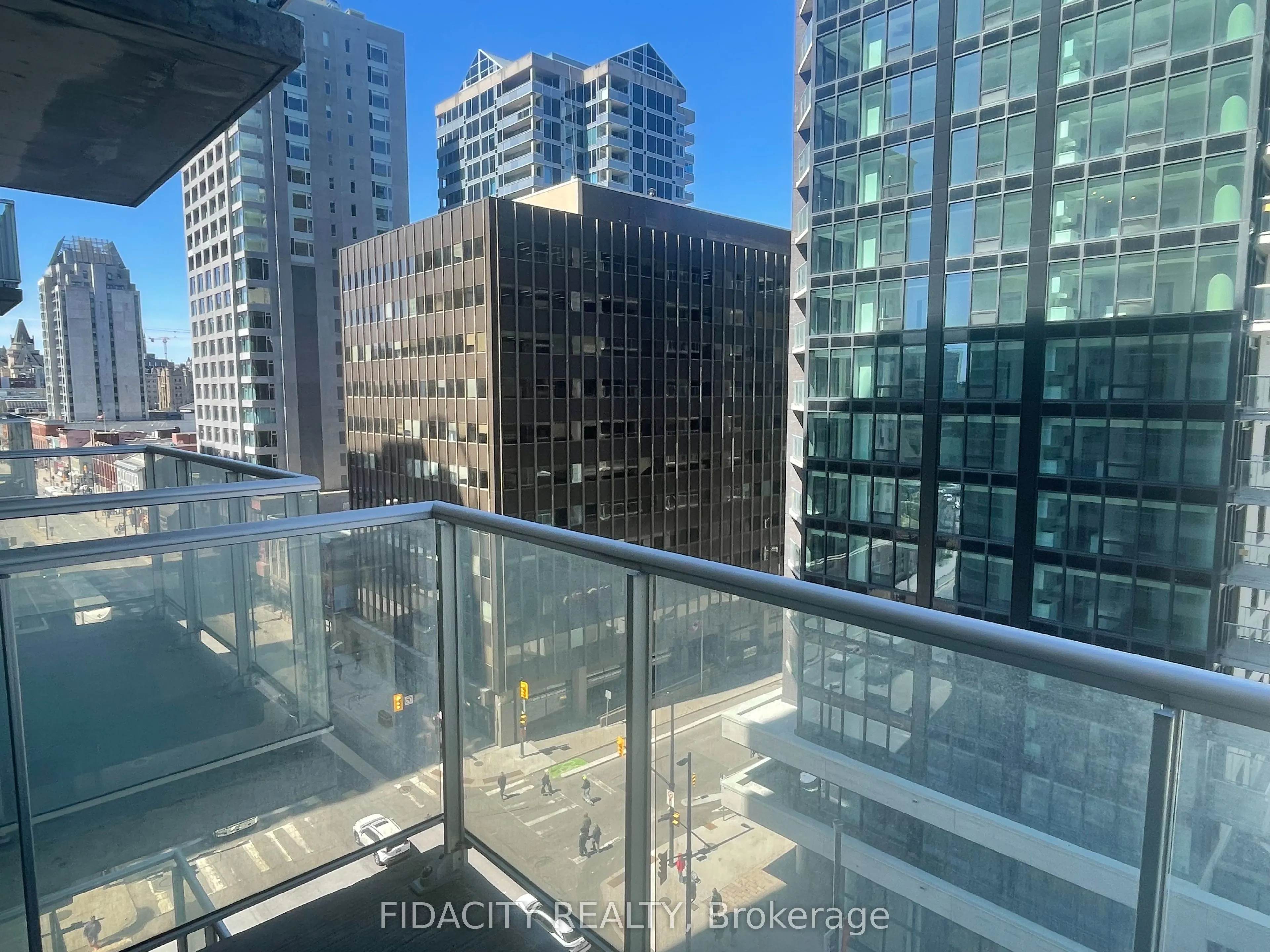 242 Rideau Street #1004