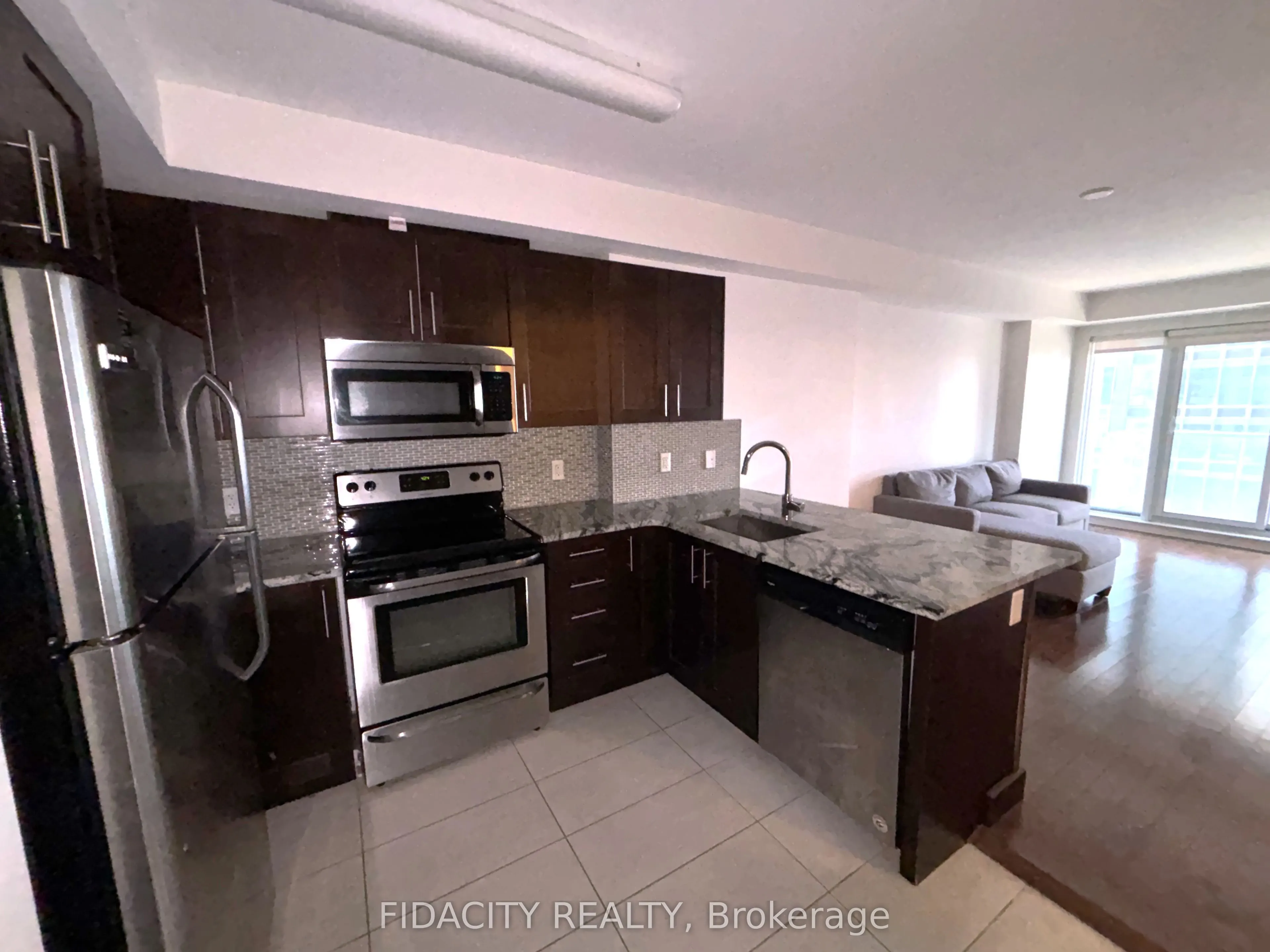 242 Rideau Street #1004