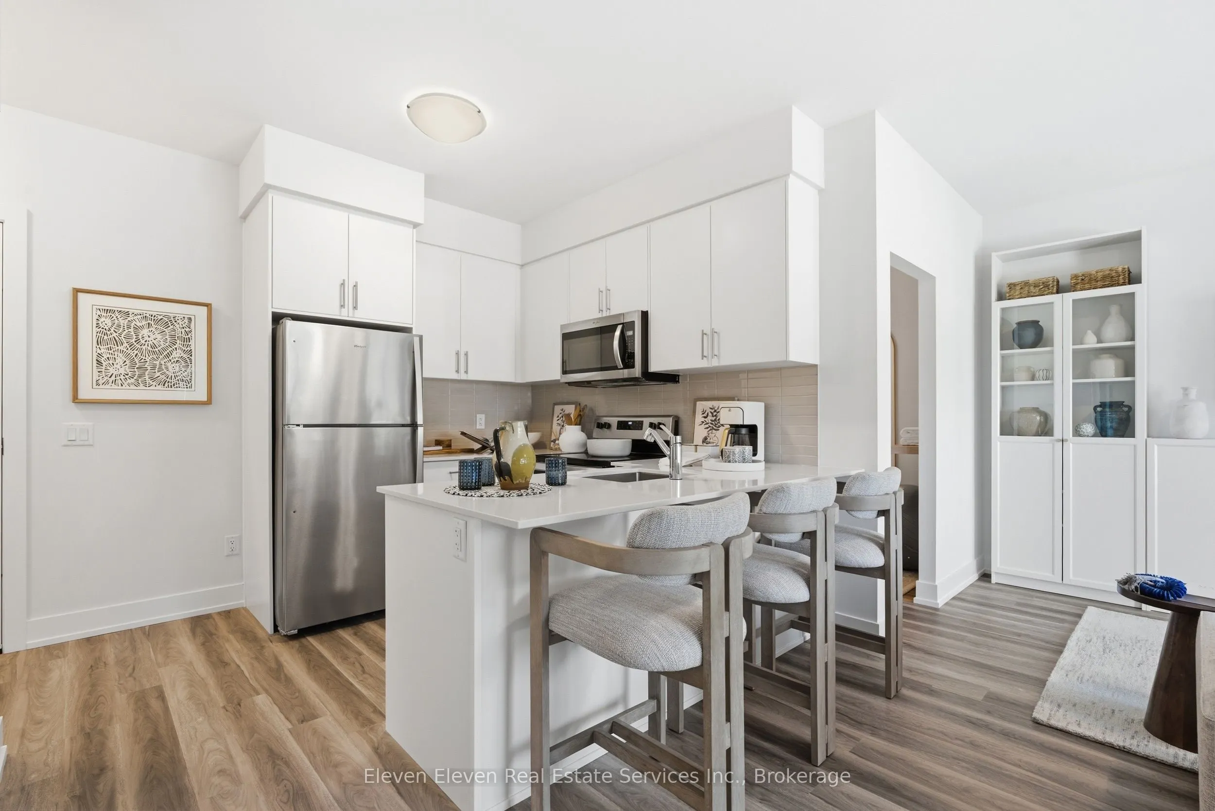 1000 LACKNER Place #605