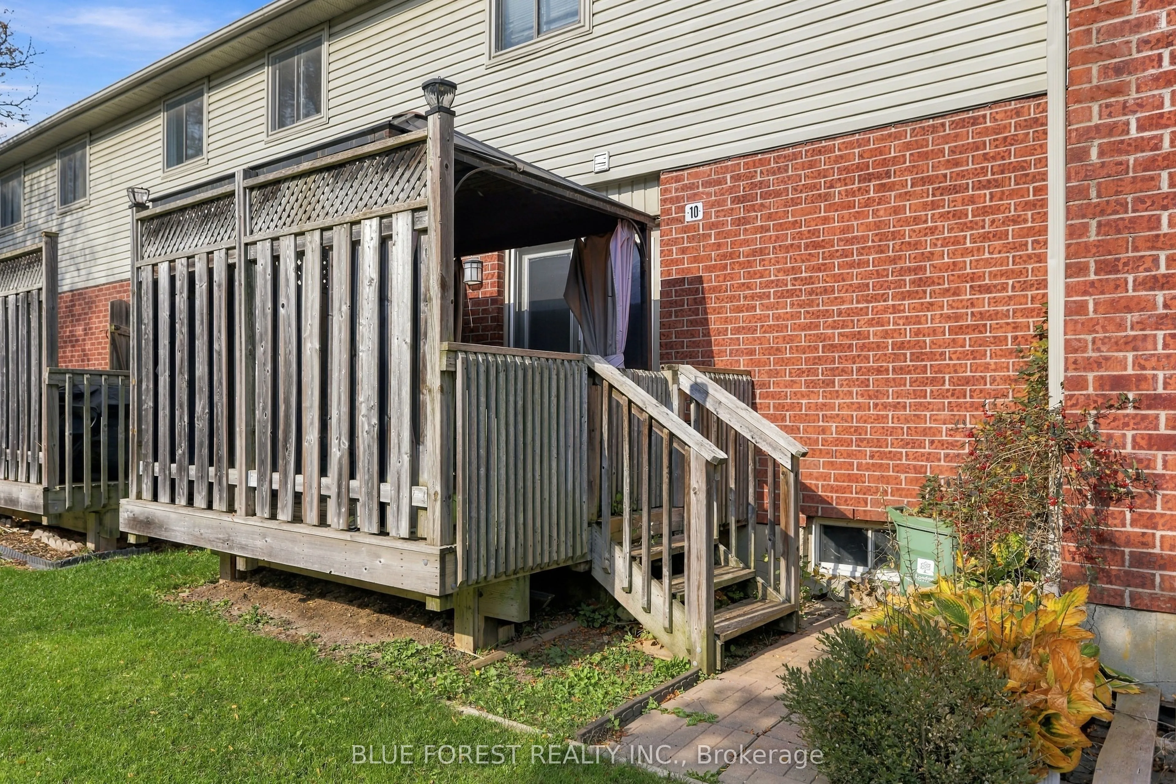 511 Admiral Drive #10