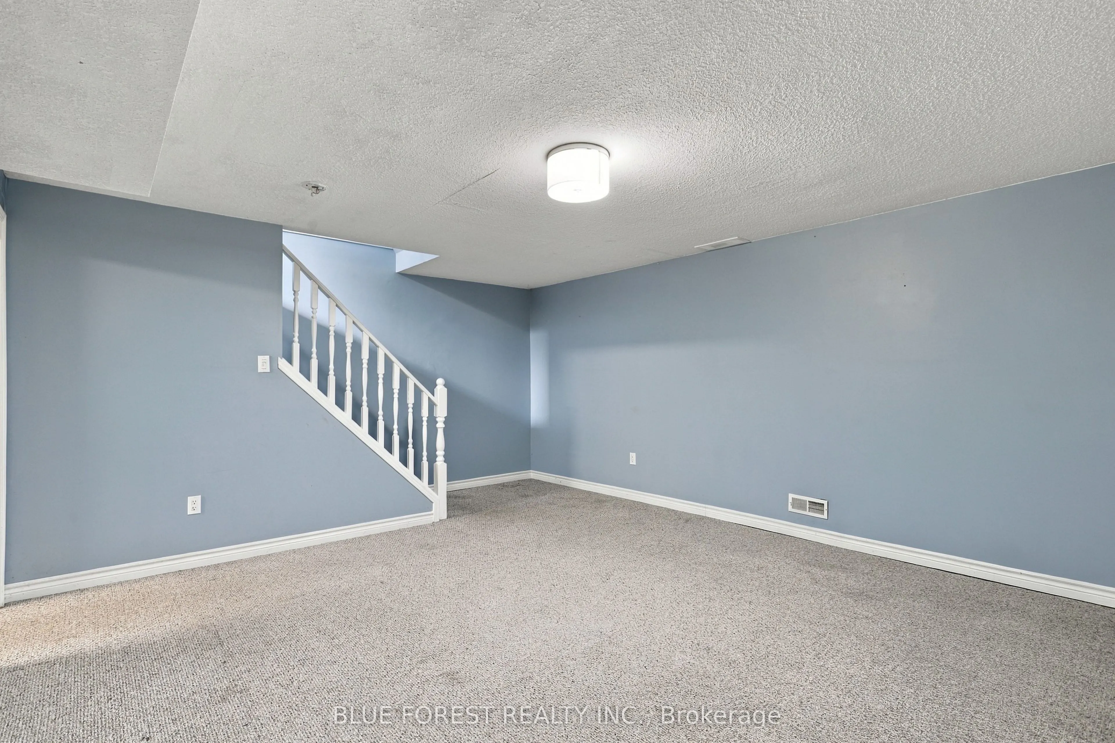 511 Admiral Drive #10