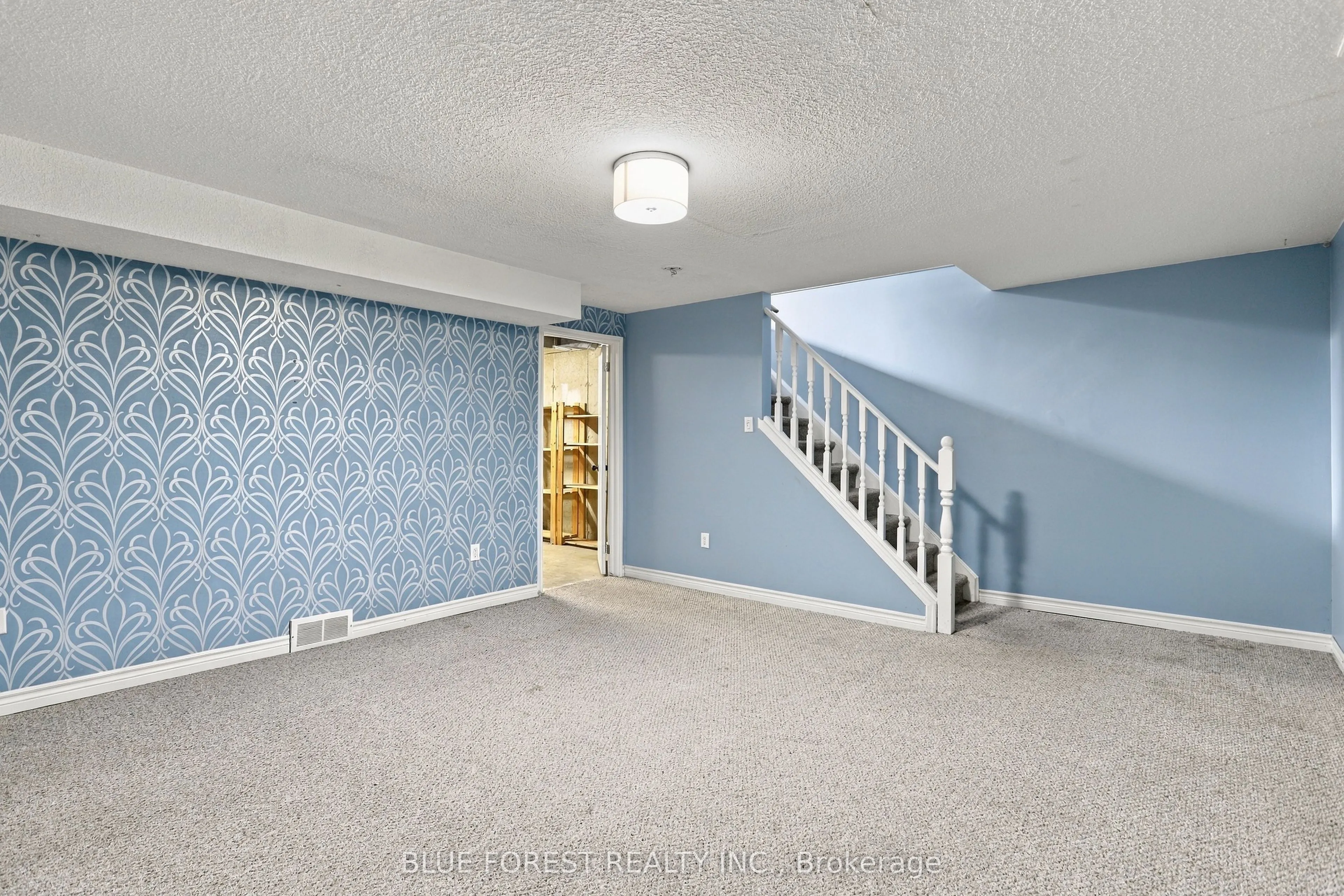 511 Admiral Drive #10