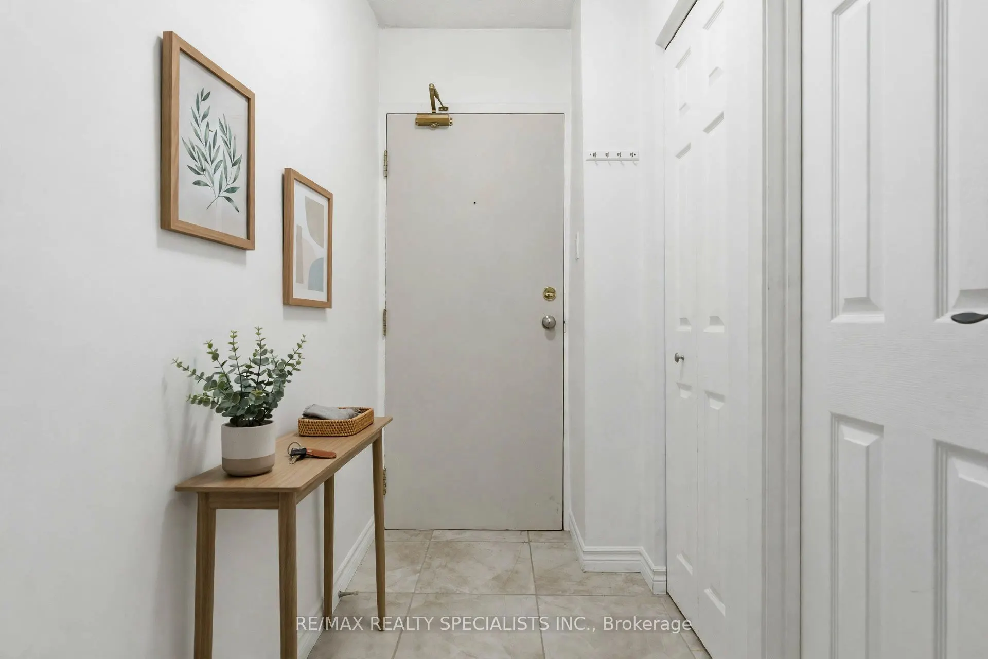 500 Westmount Road W #408