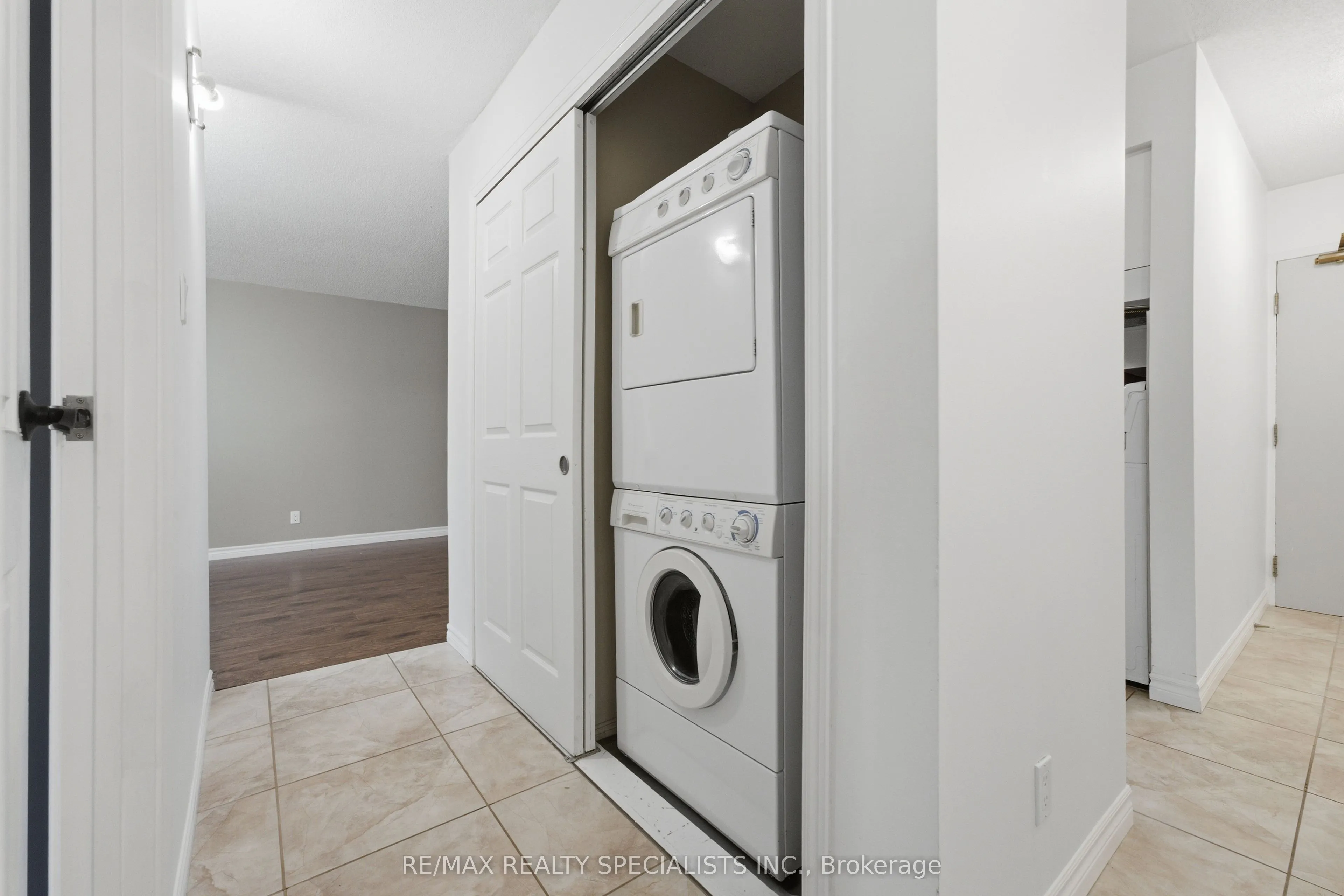 500 Westmount Road W #408