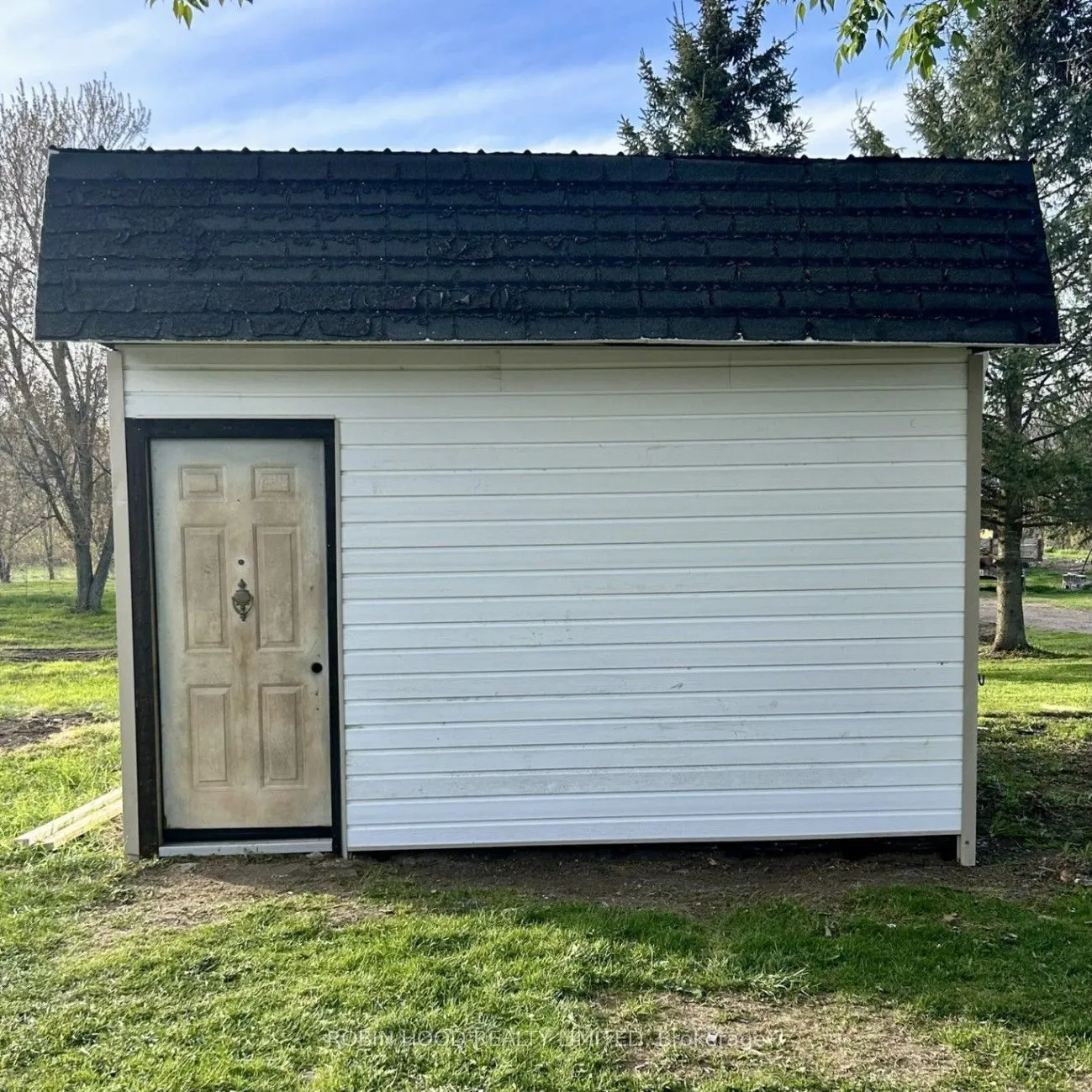 18319 Street Road