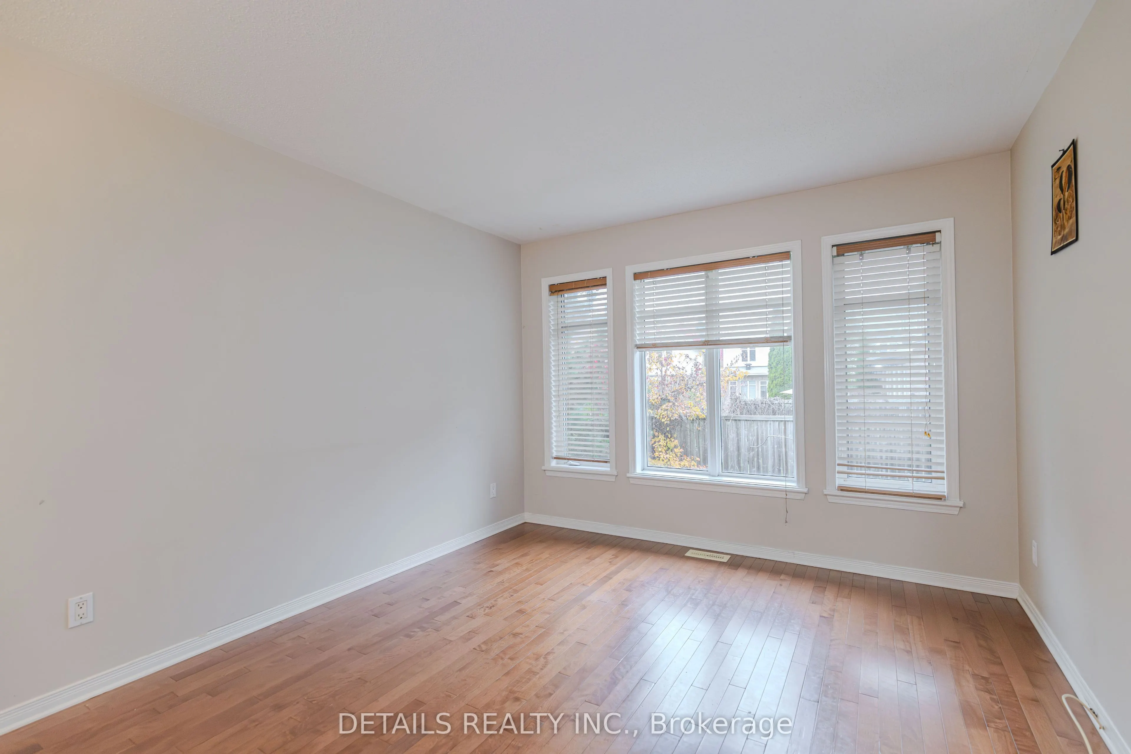 143 Gatespark Private