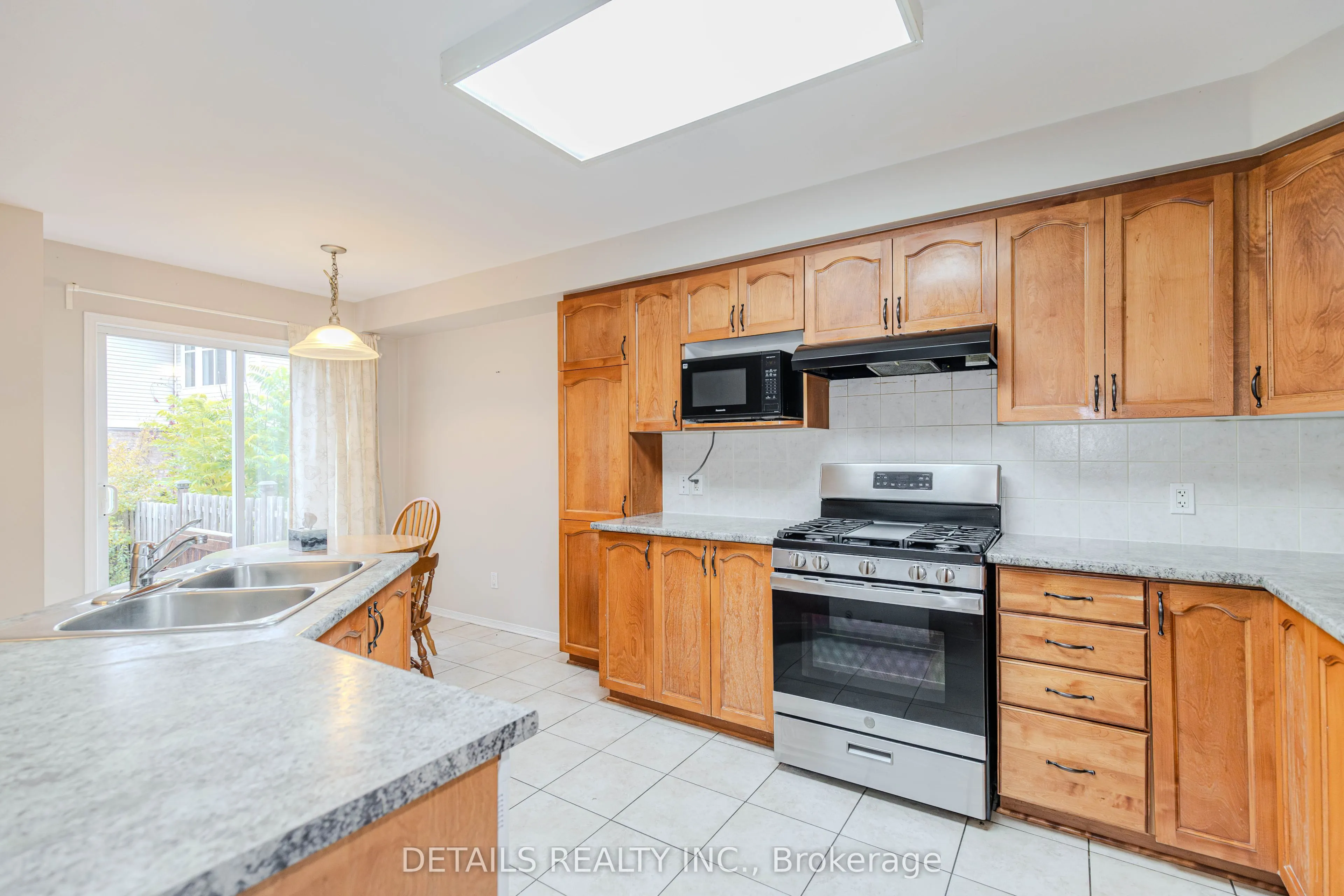143 Gatespark Private