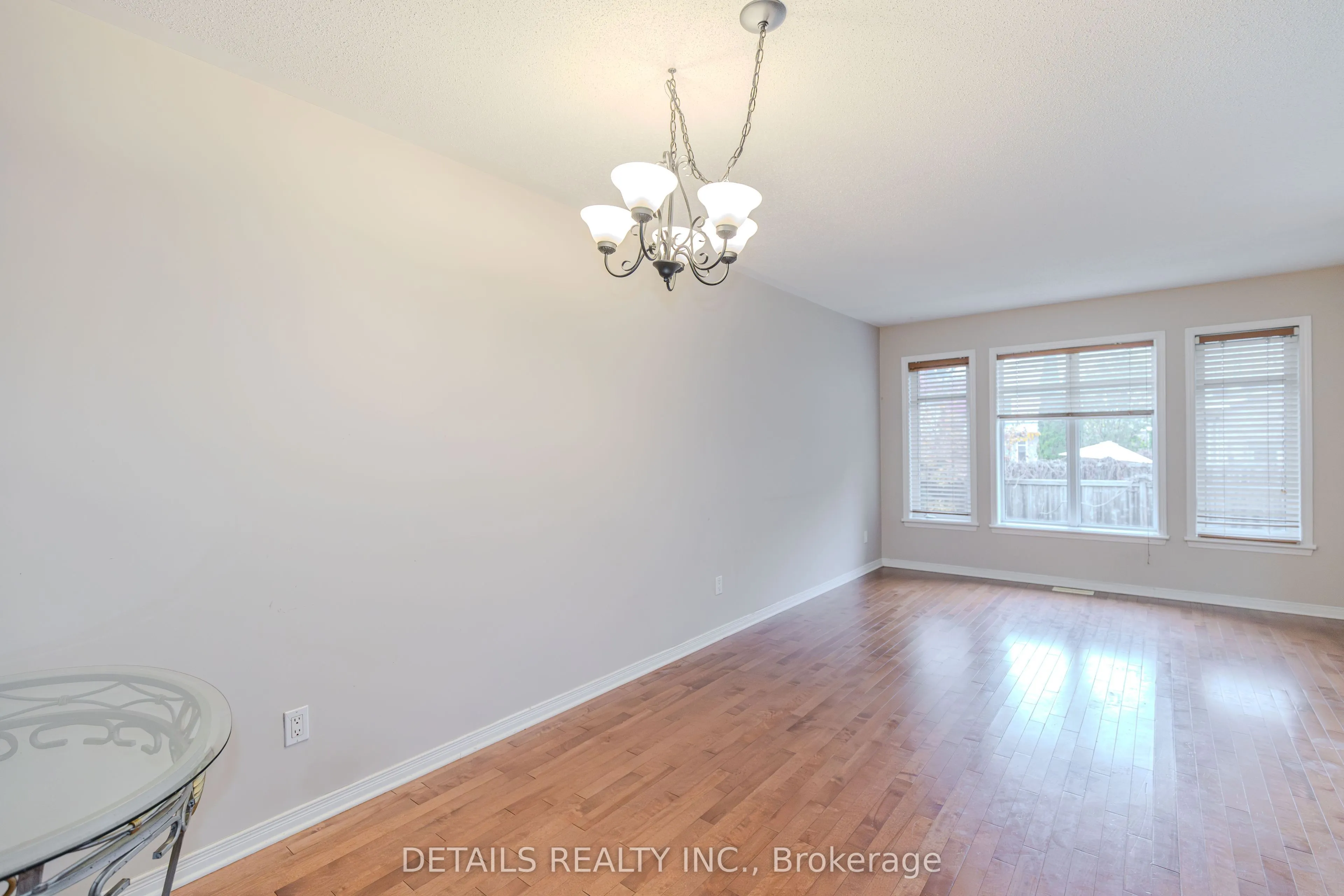 143 Gatespark Private