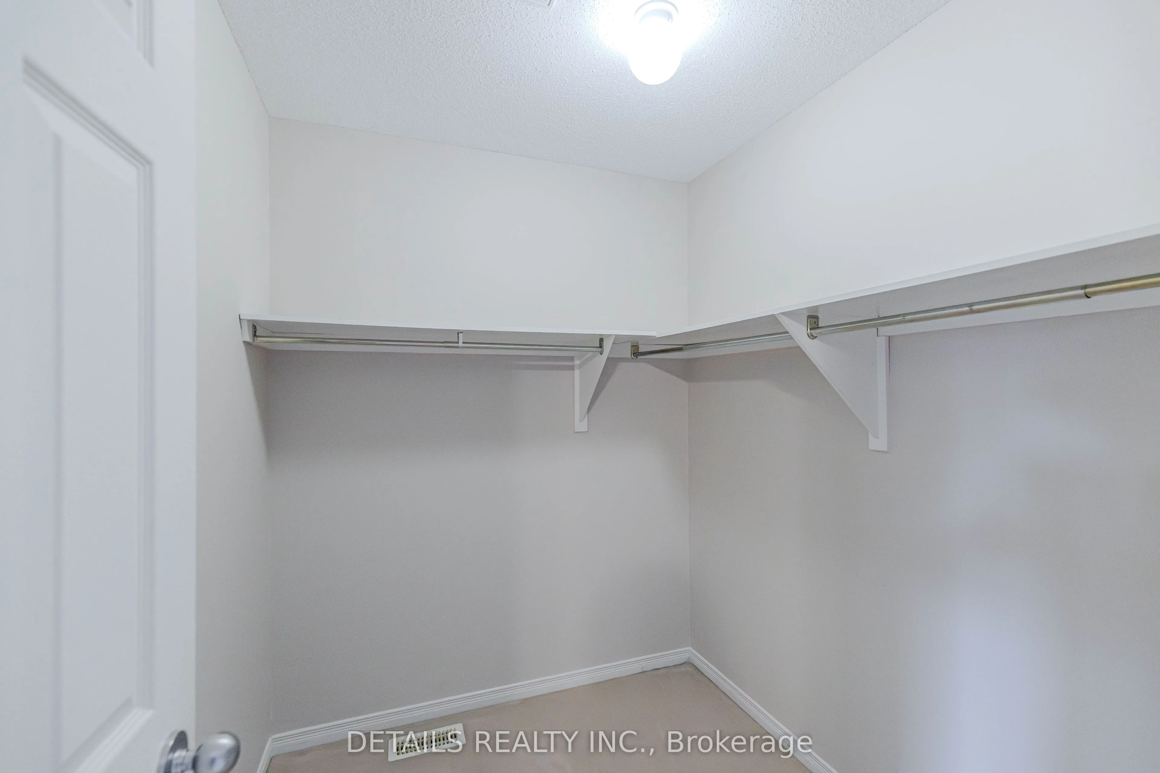 143 Gatespark Private