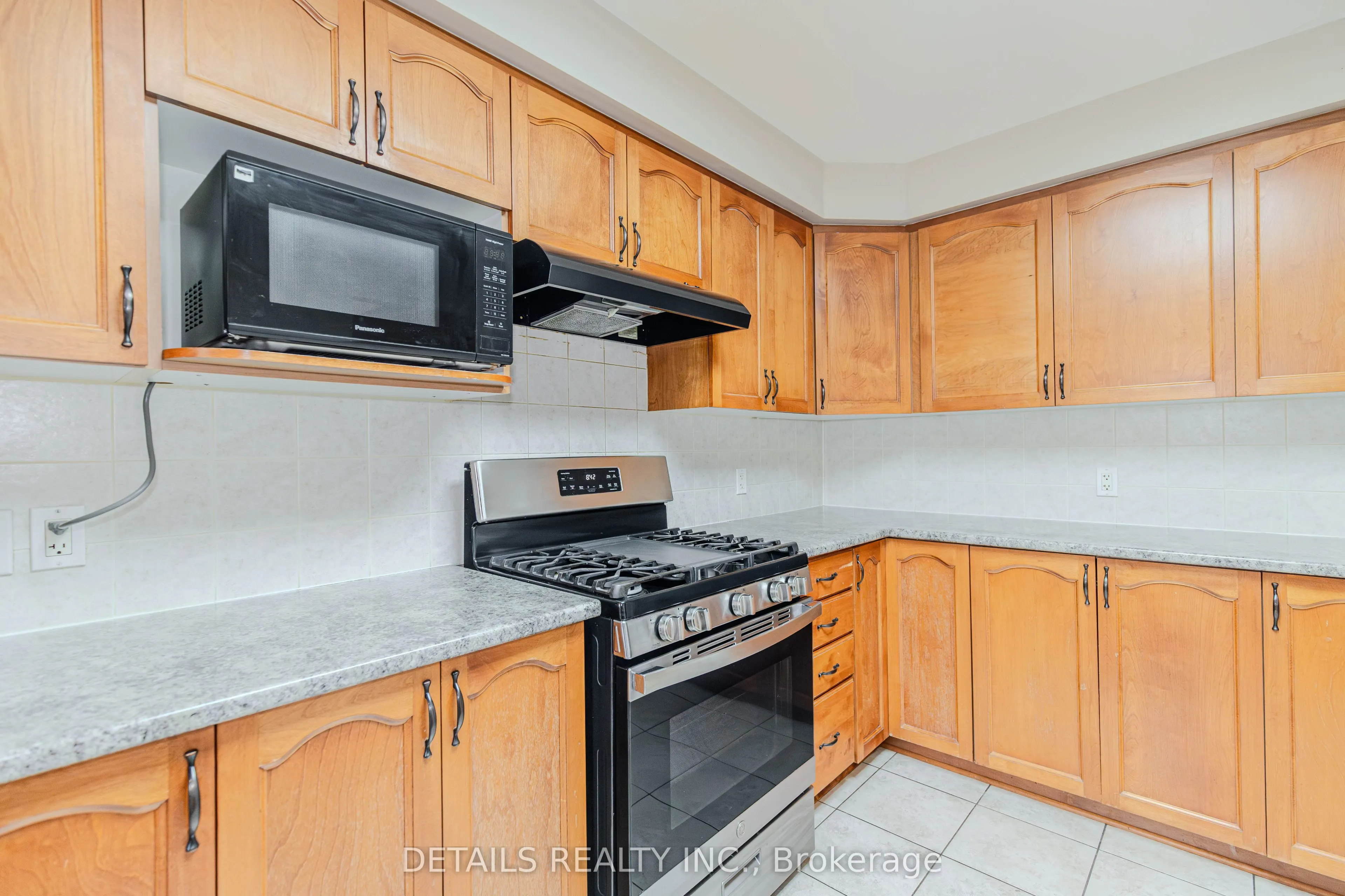 143 Gatespark Private