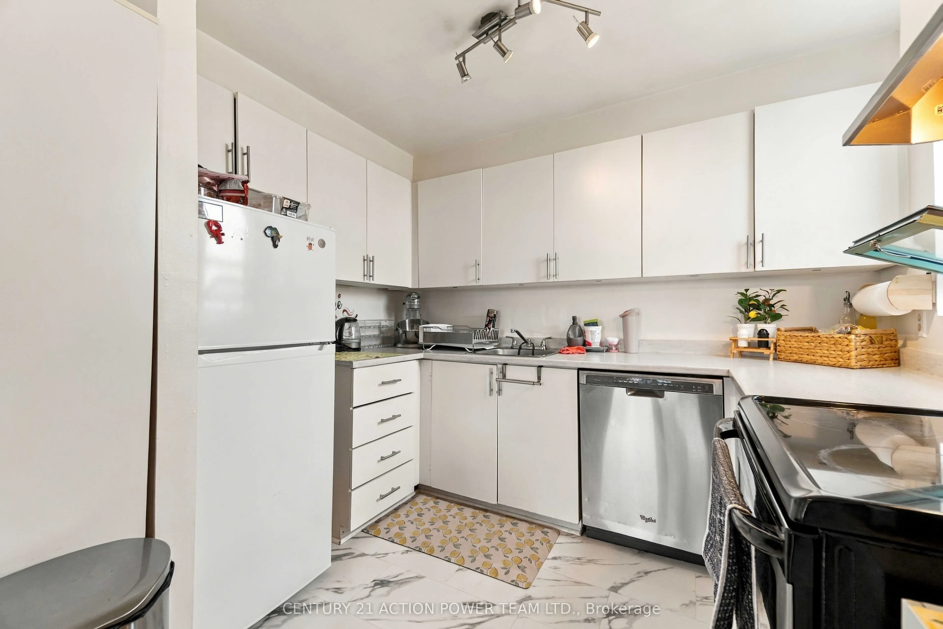 1440 Heron Road #1010