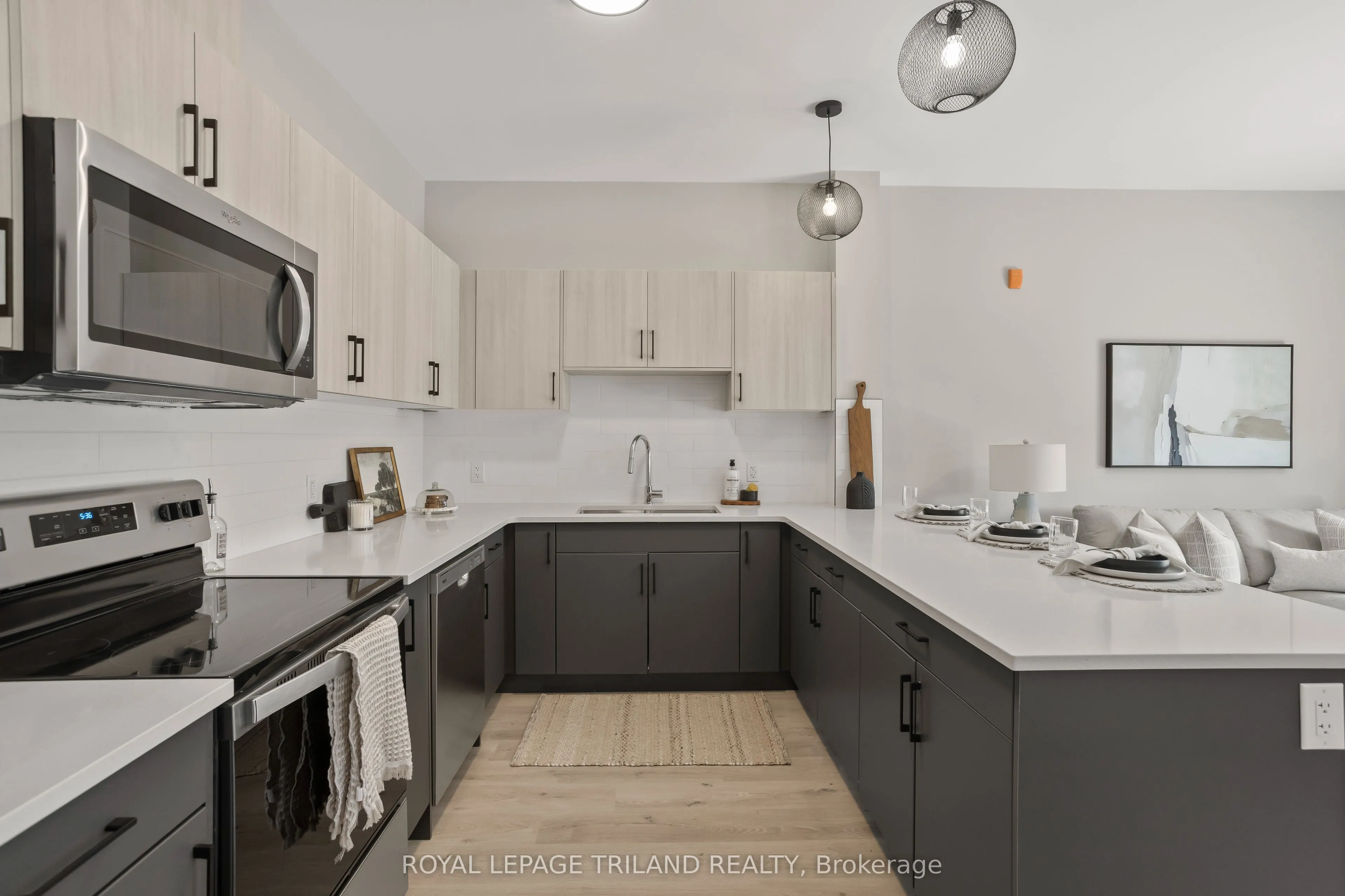33318 Richmond Street #305