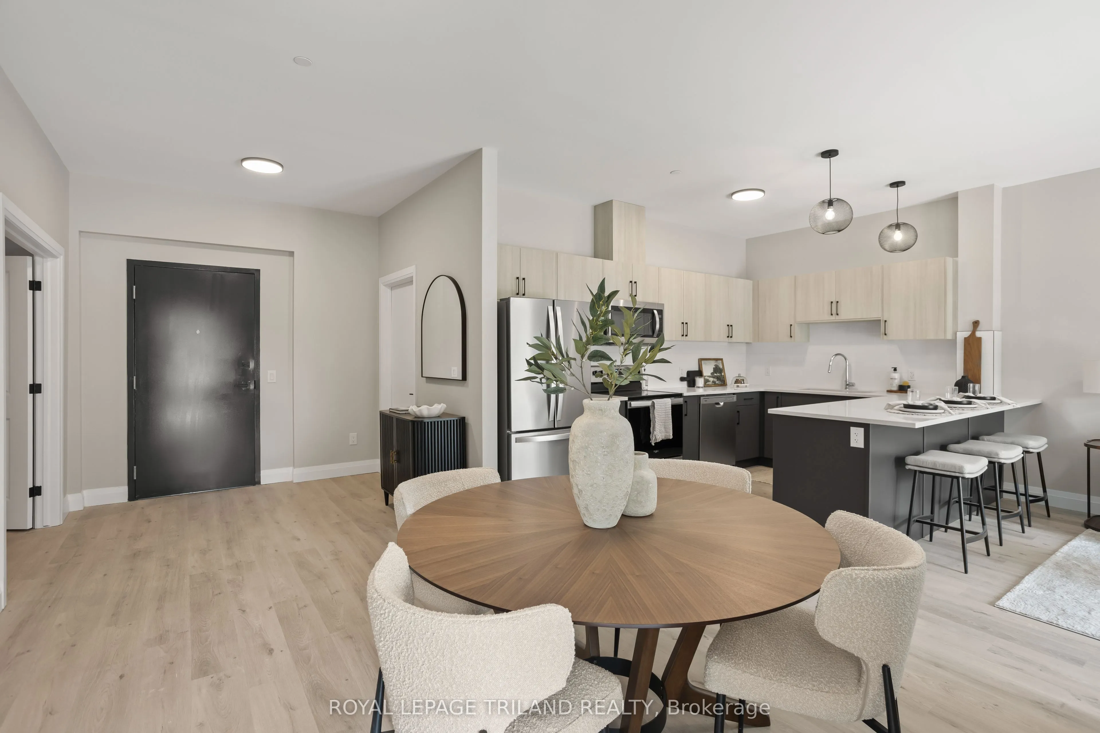 33318 Richmond Street #305