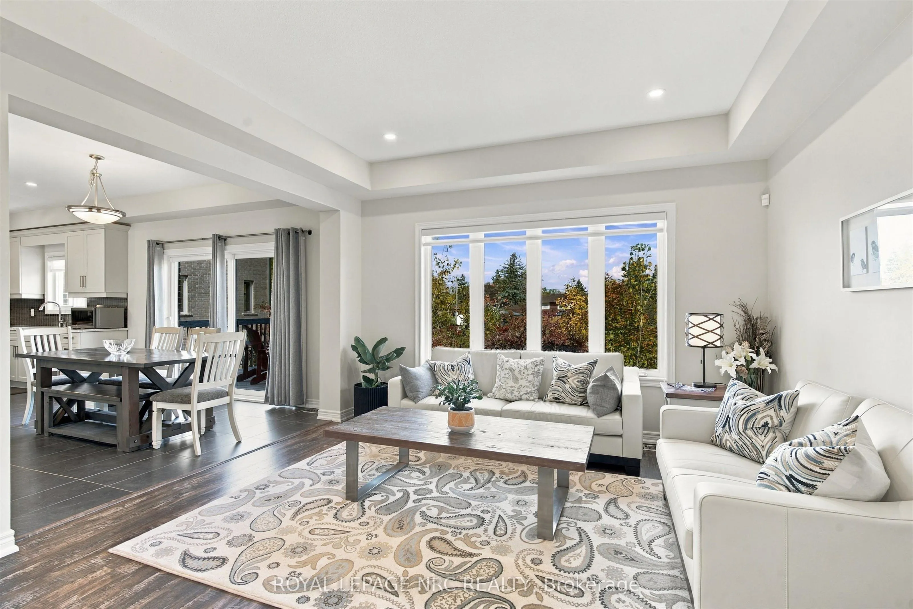 3606 Carolinia Court