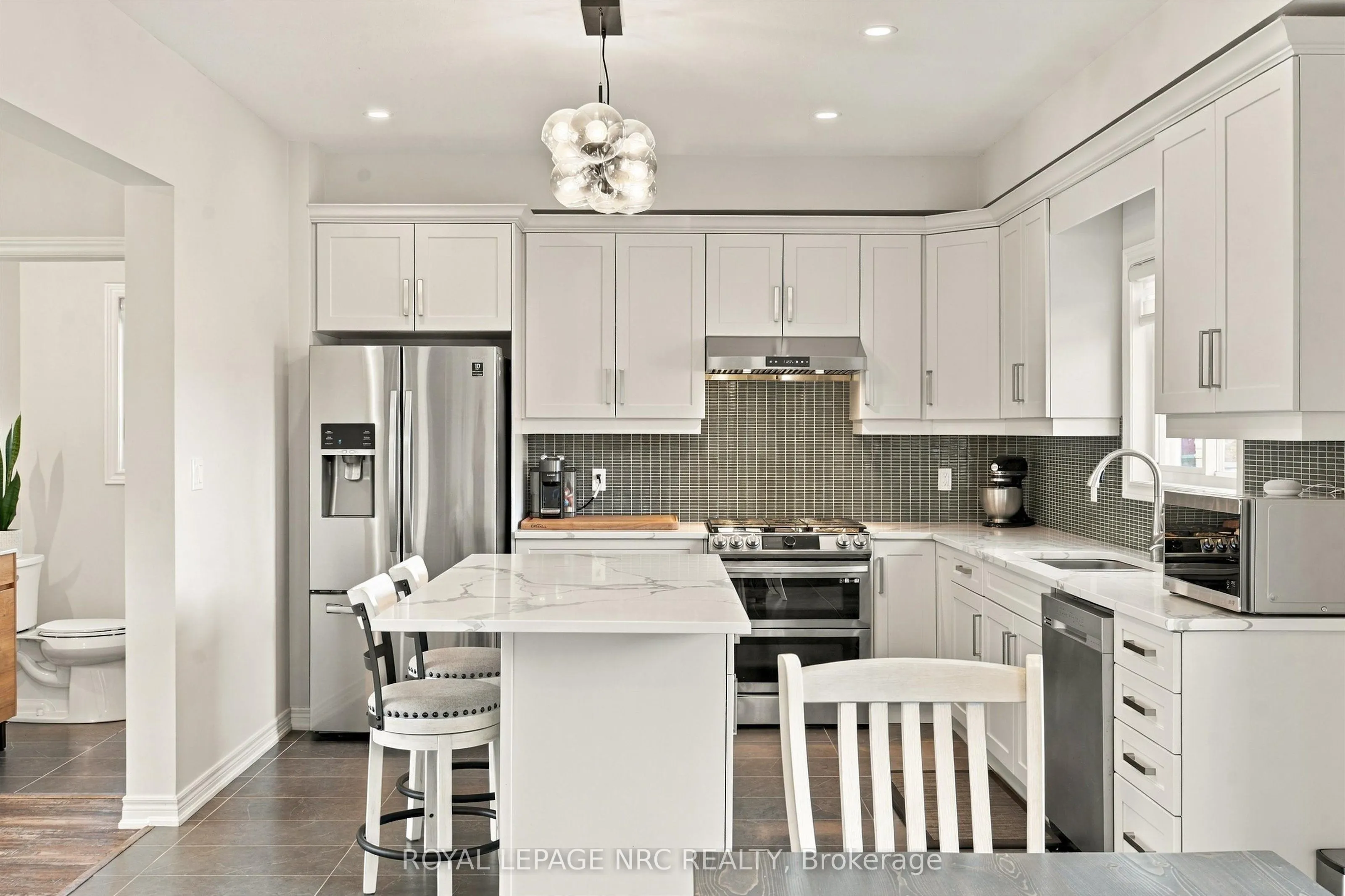 3606 Carolinia Court