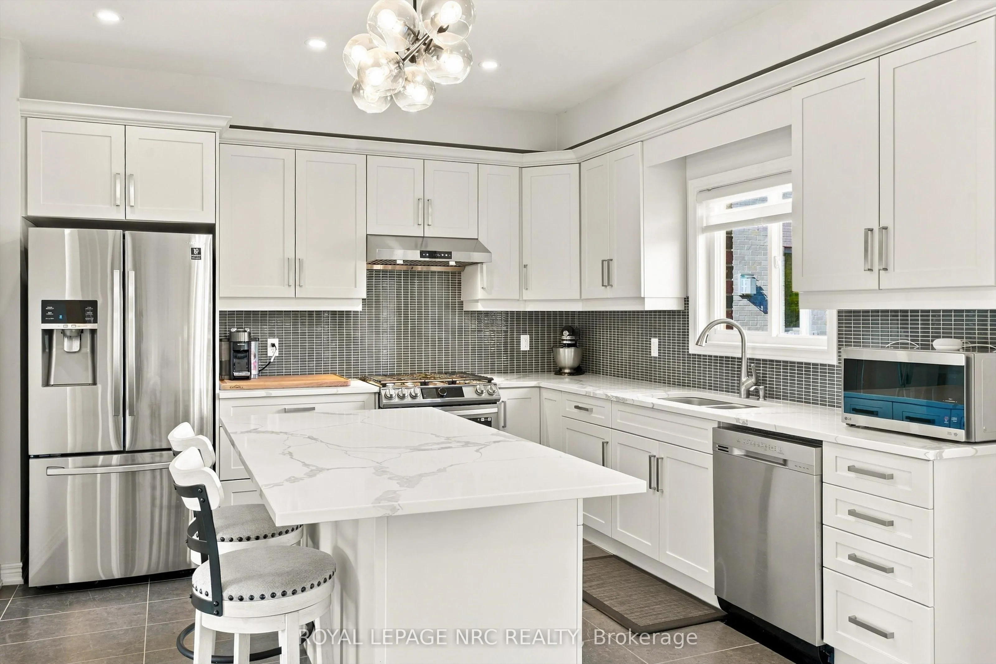 3606 Carolinia Court