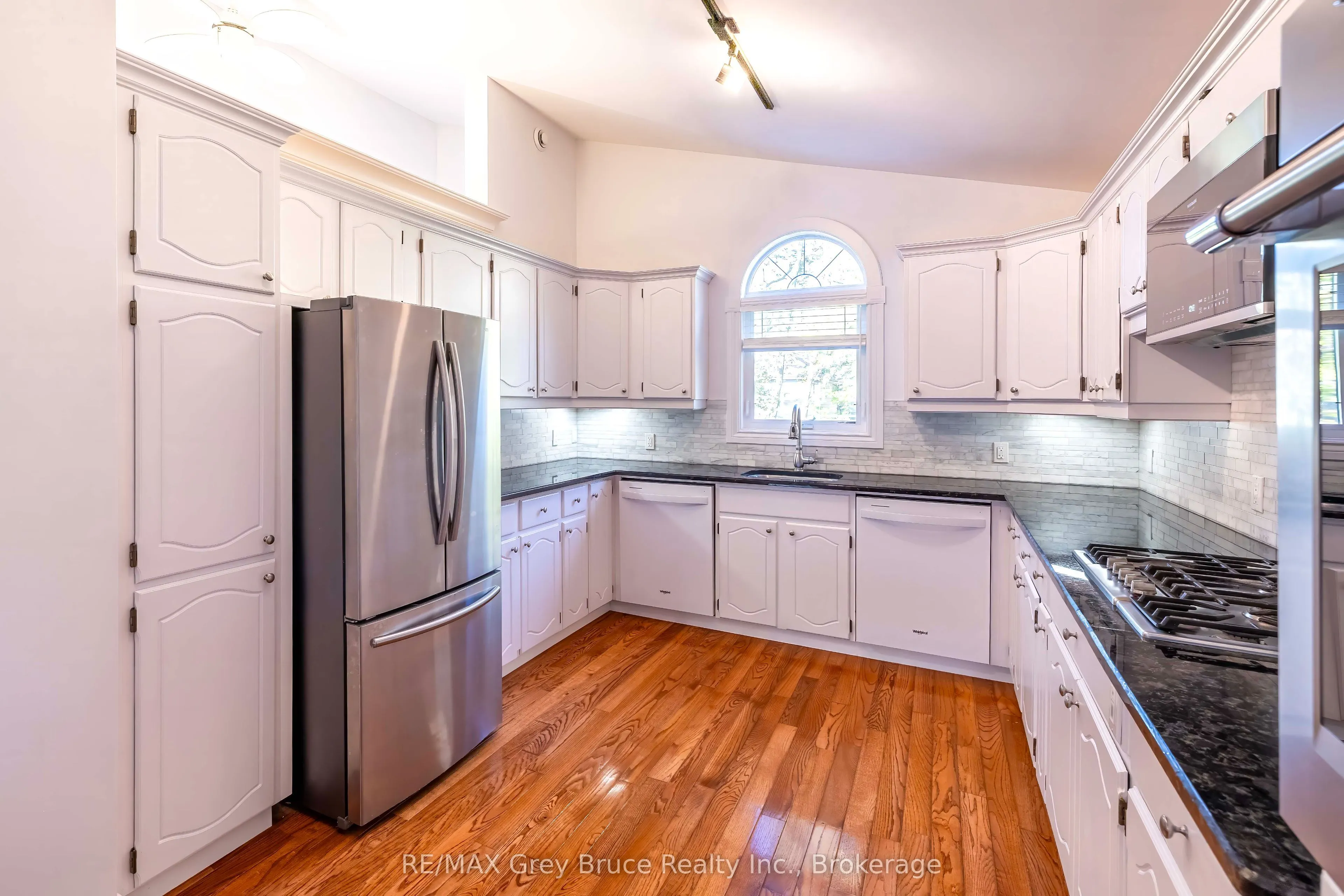 2353 5th Avenue W