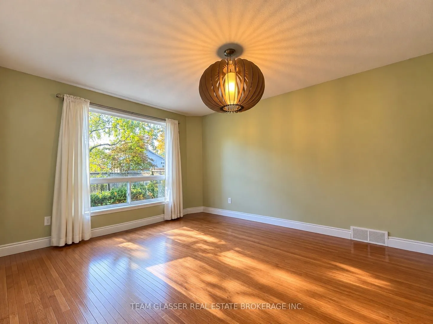 103 Rossmore Court