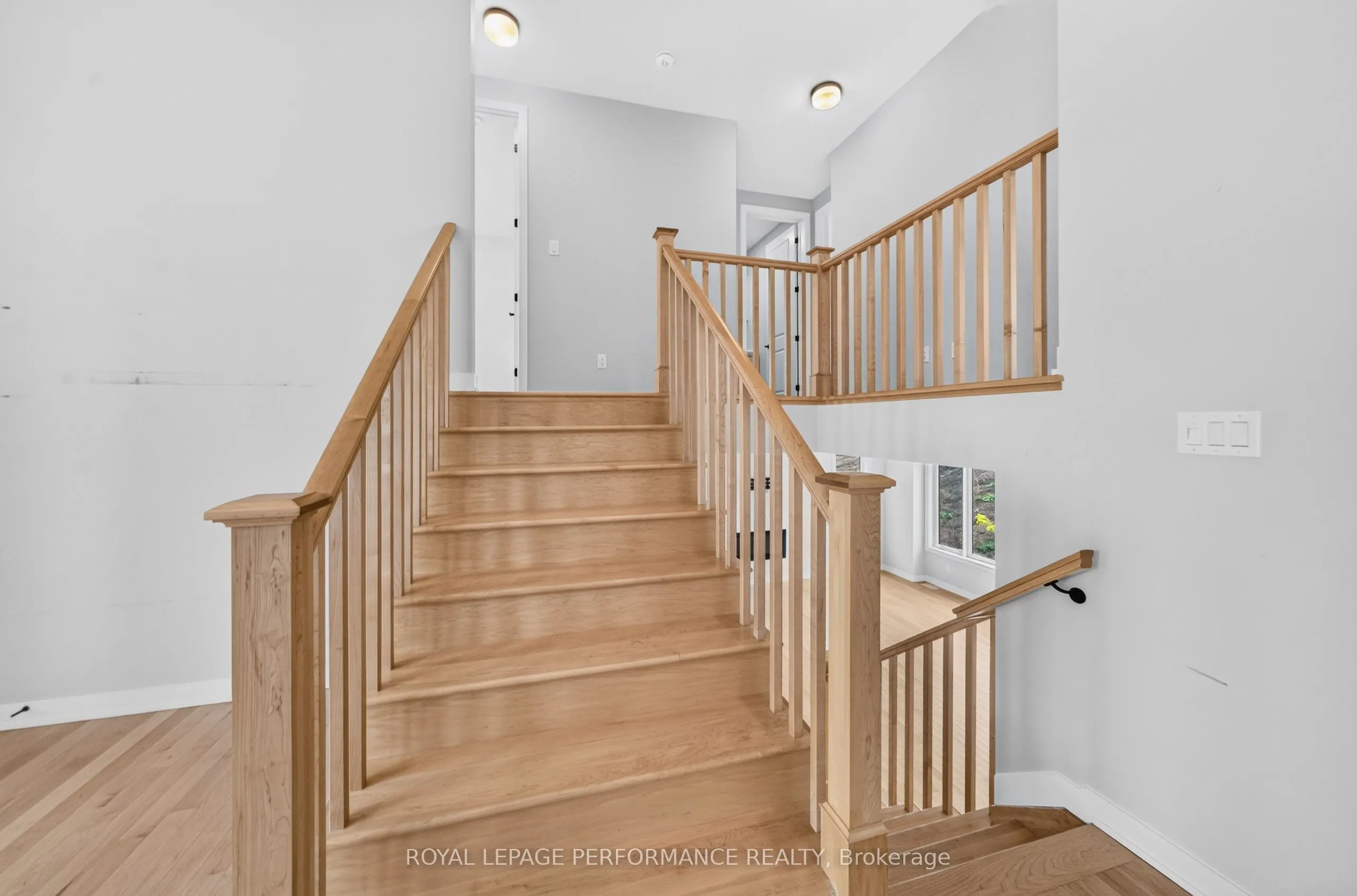 732 Eminence Street