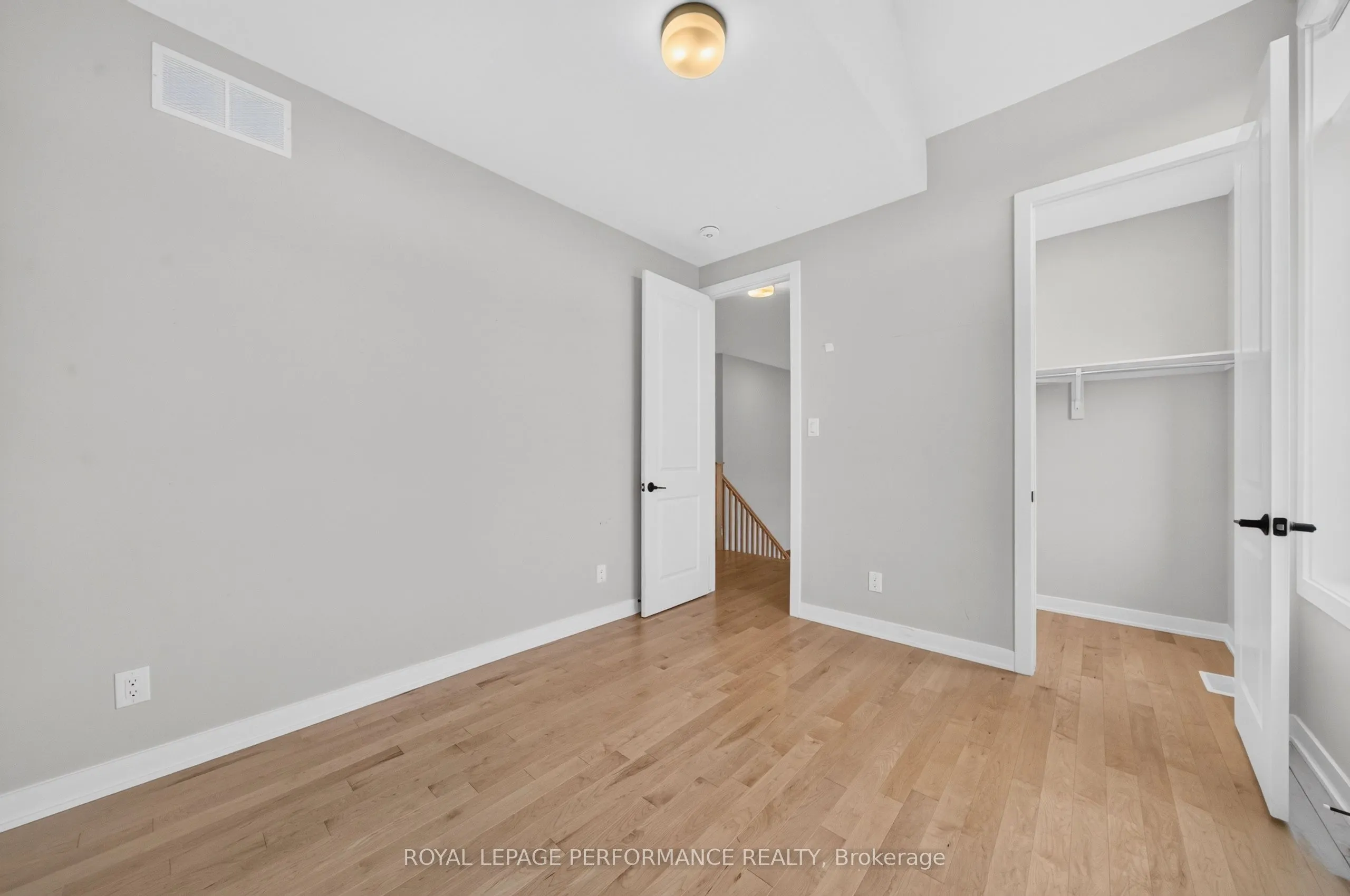 732 Eminence Street