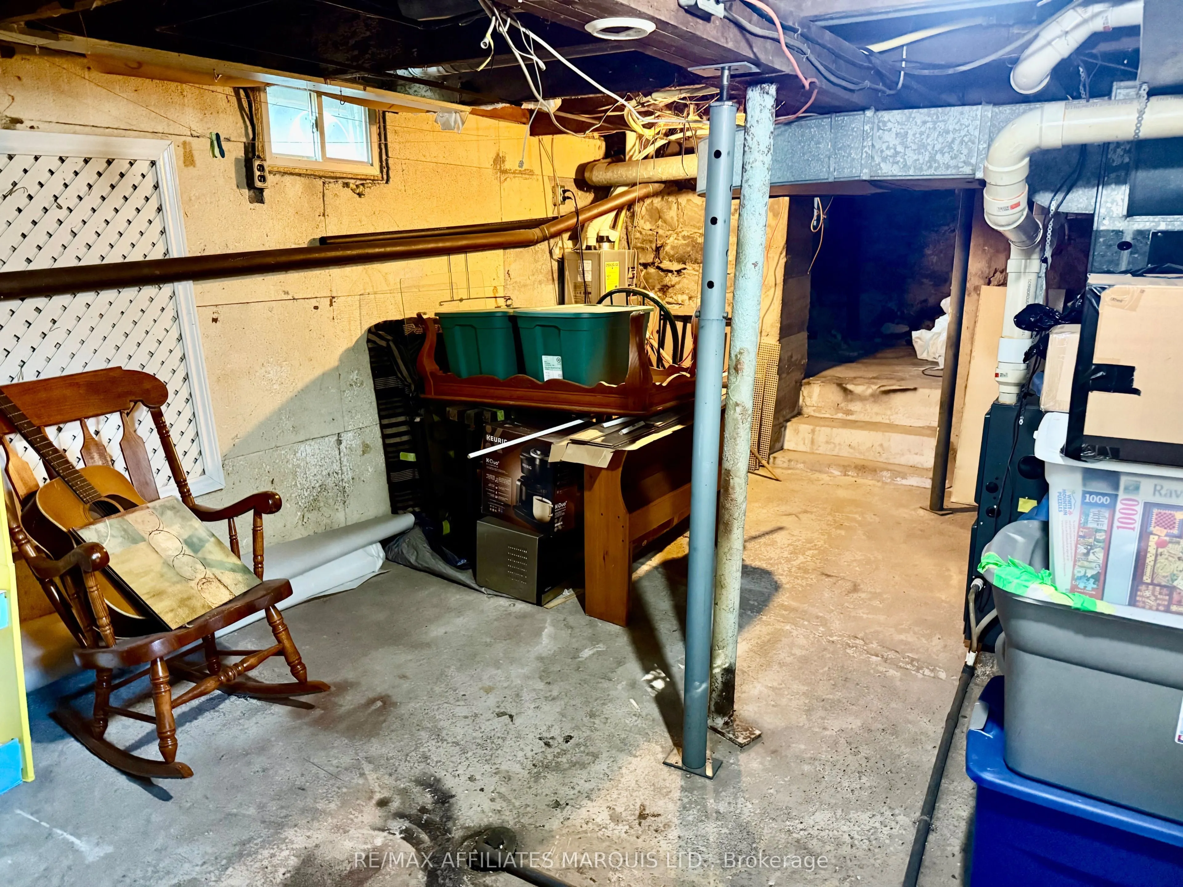 16 Seymour Avenue