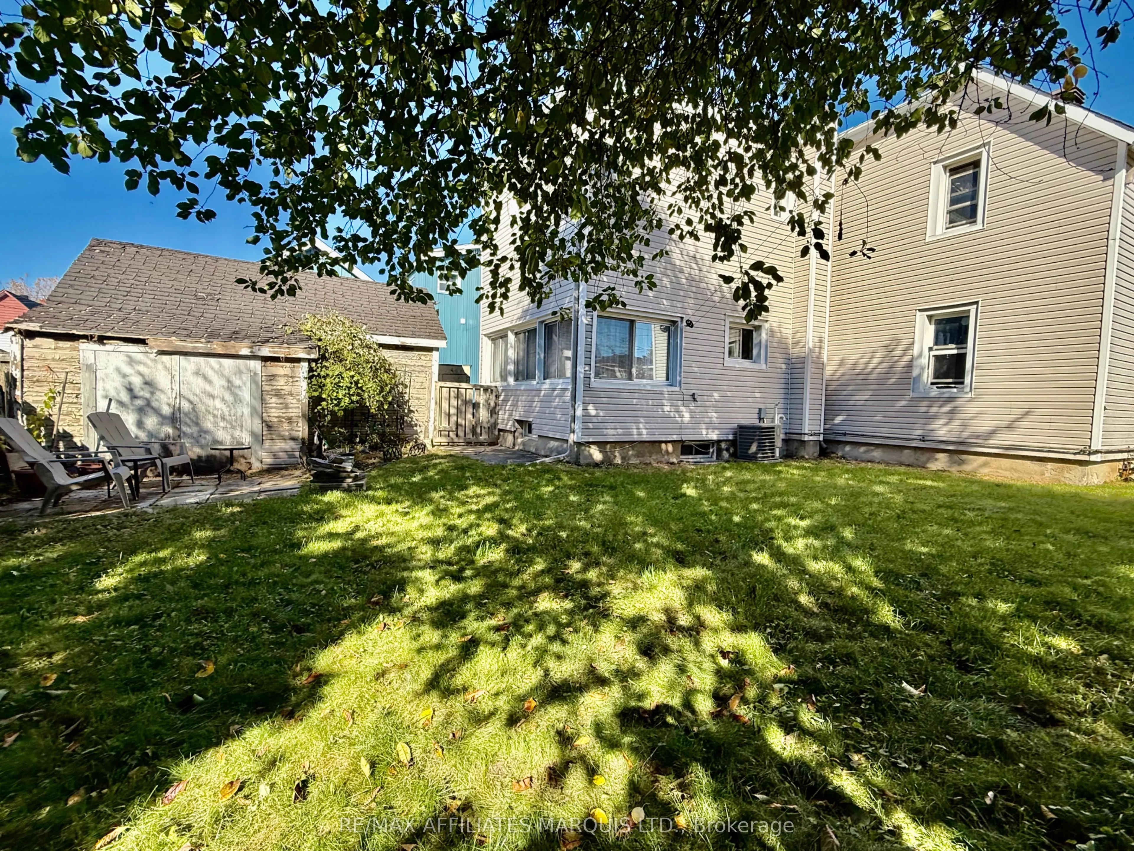 16 Seymour Avenue