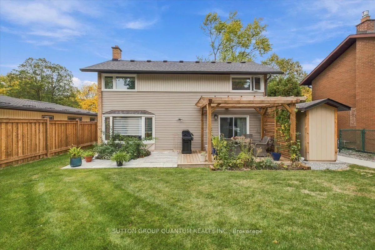 18 Pleasant Avenue
