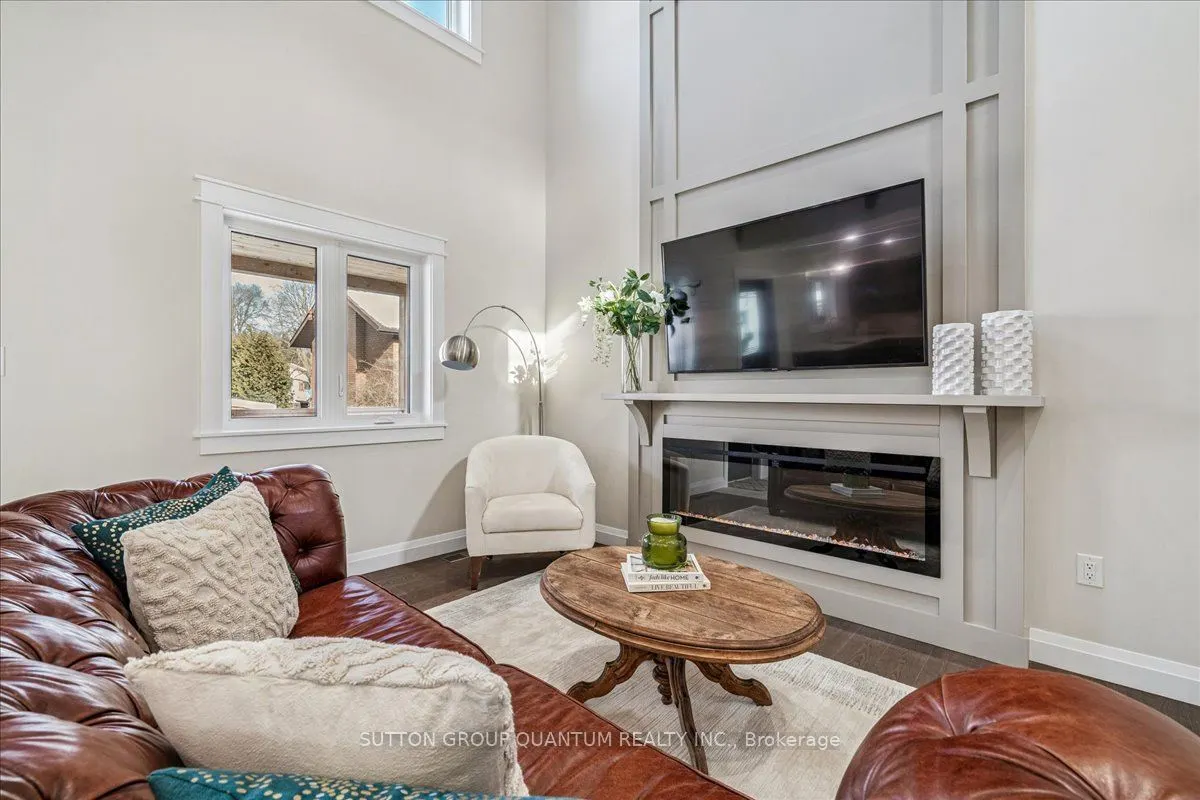 18 Pleasant Avenue