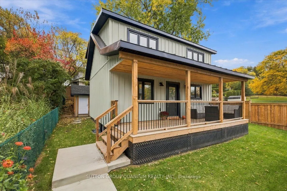 18 Pleasant Avenue