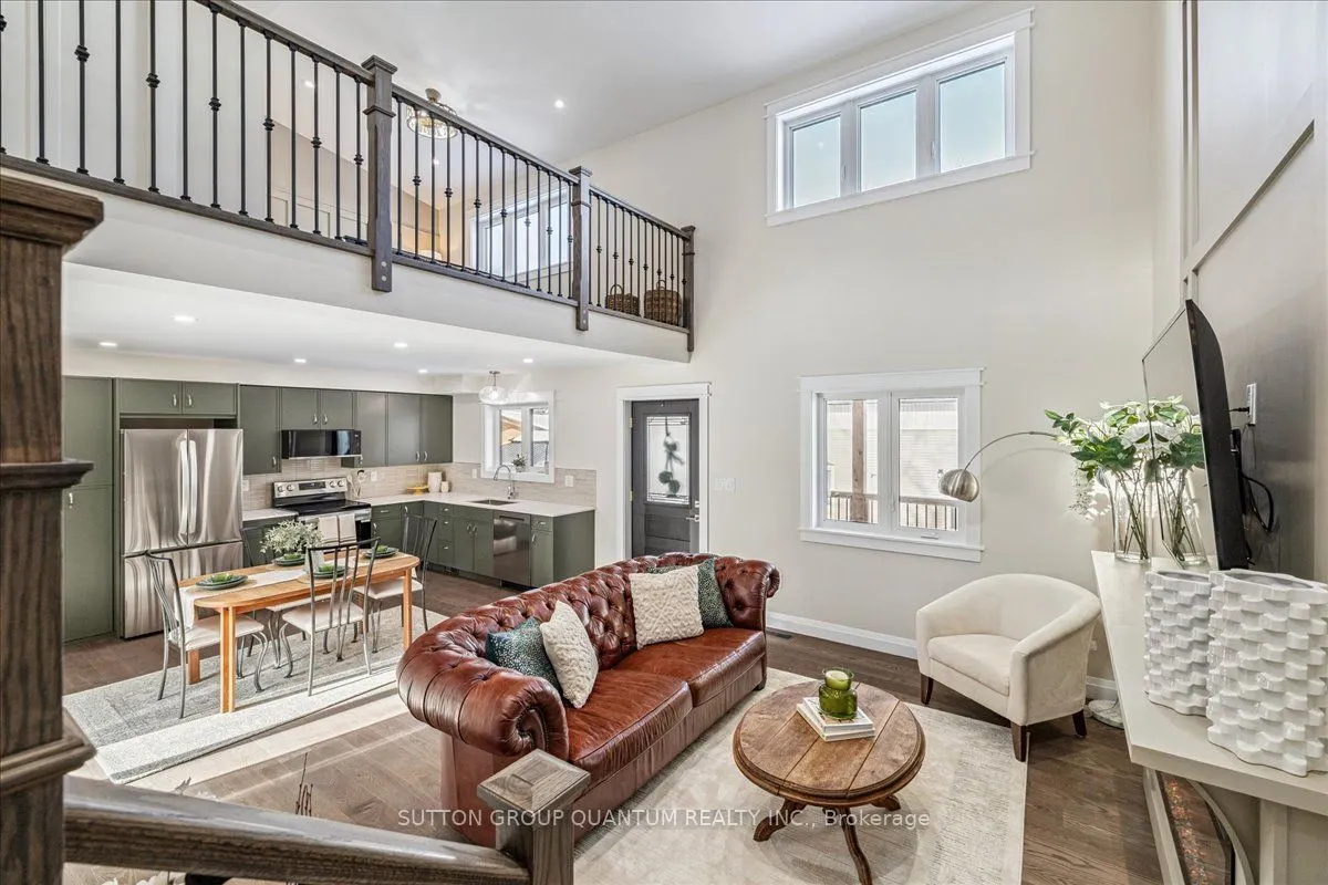 18 Pleasant Avenue