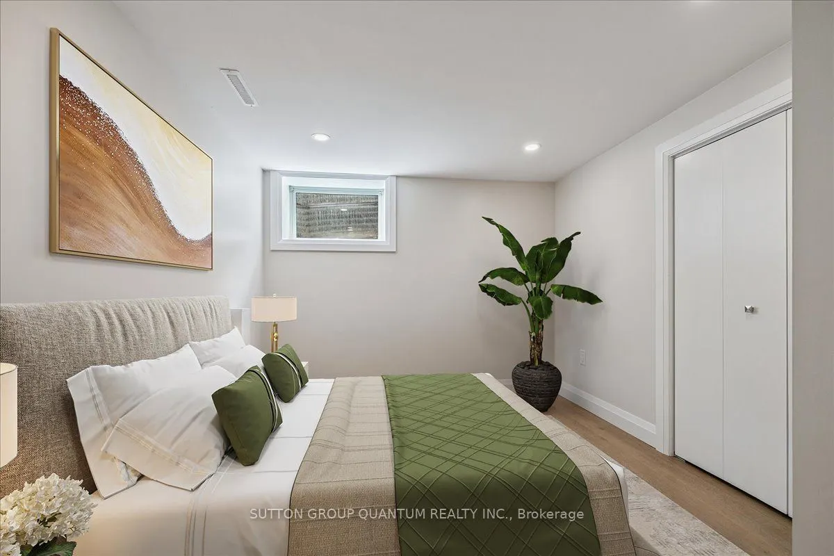 18 Pleasant Avenue